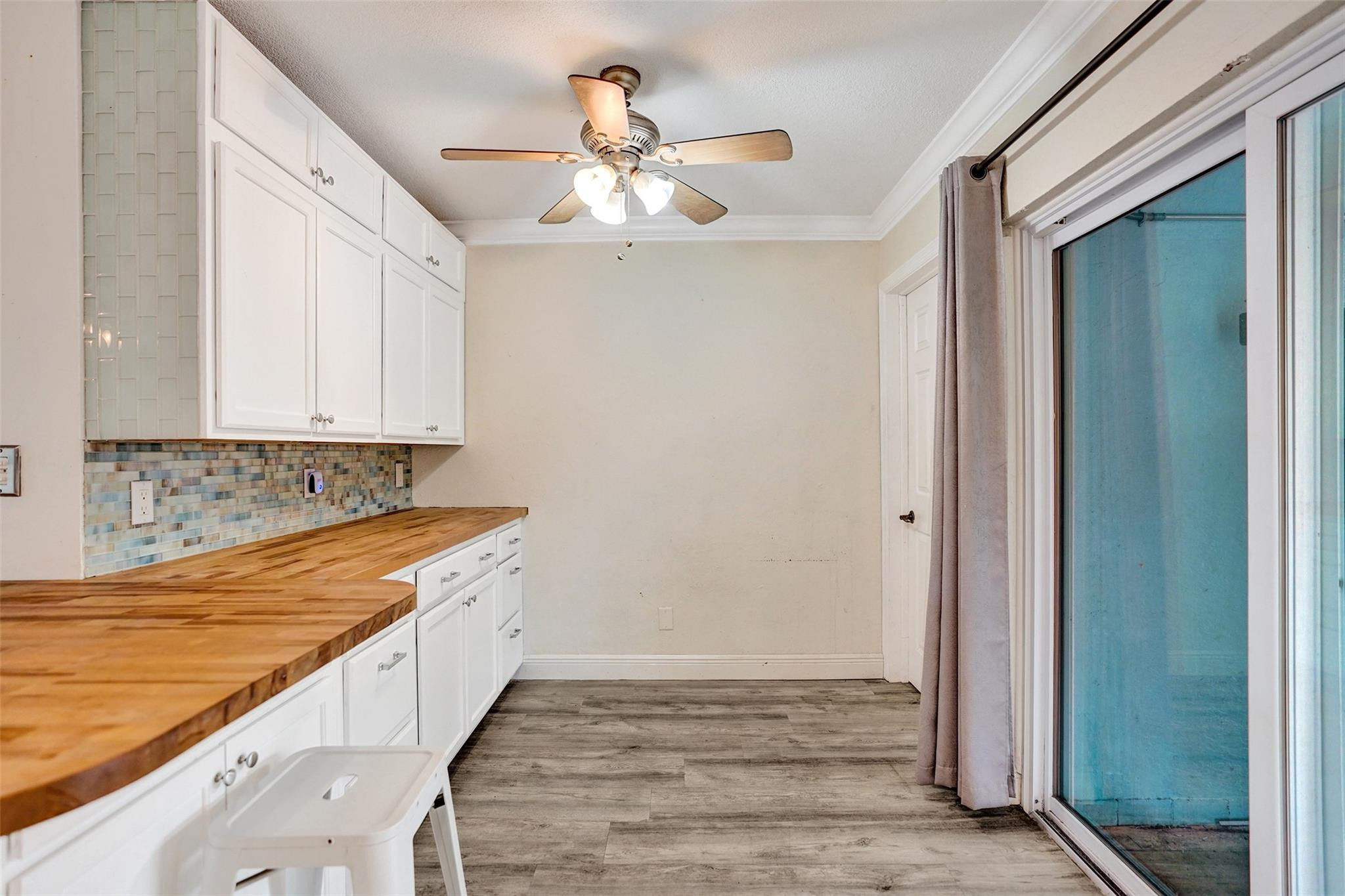 4221 NE 13th Ave Oakland Park, FL 33334