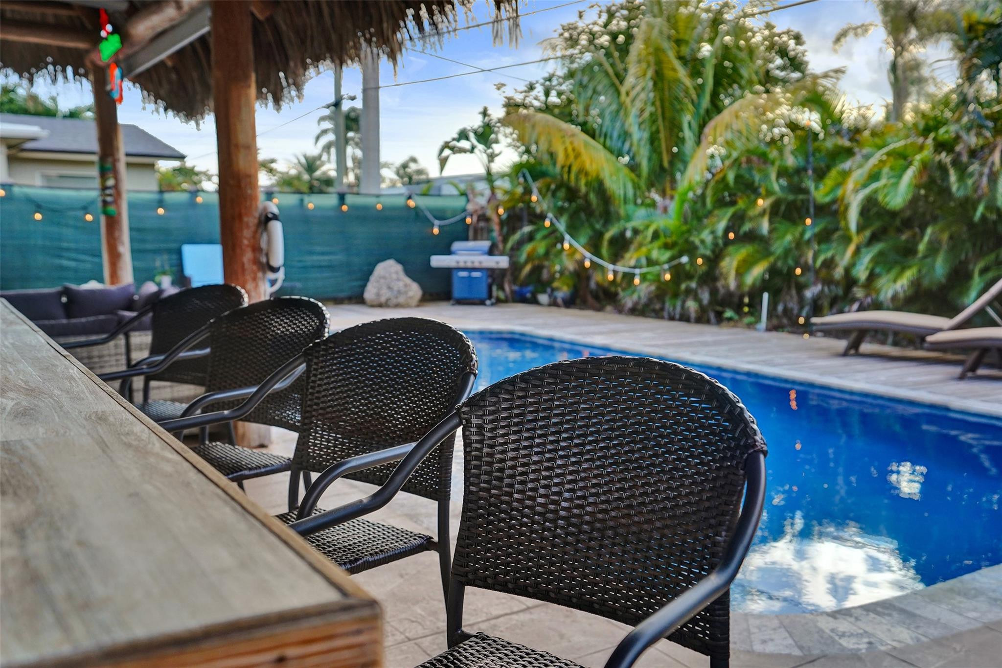 4221 NE 13th Ave Oakland Park, FL 33334