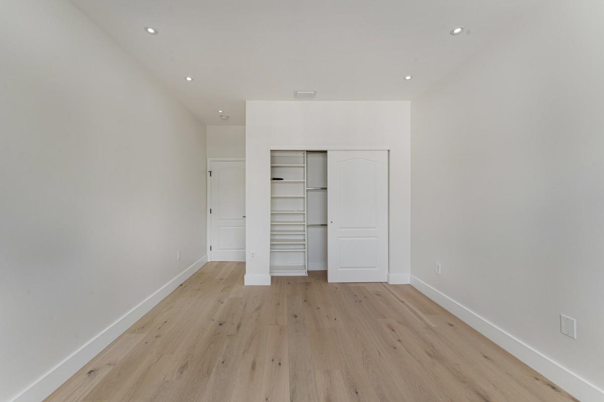 21156 NE 33rd Ave Aventura, FL 33180