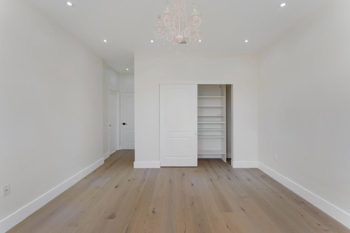 21156 NE 33rd Ave Aventura, FL 33180