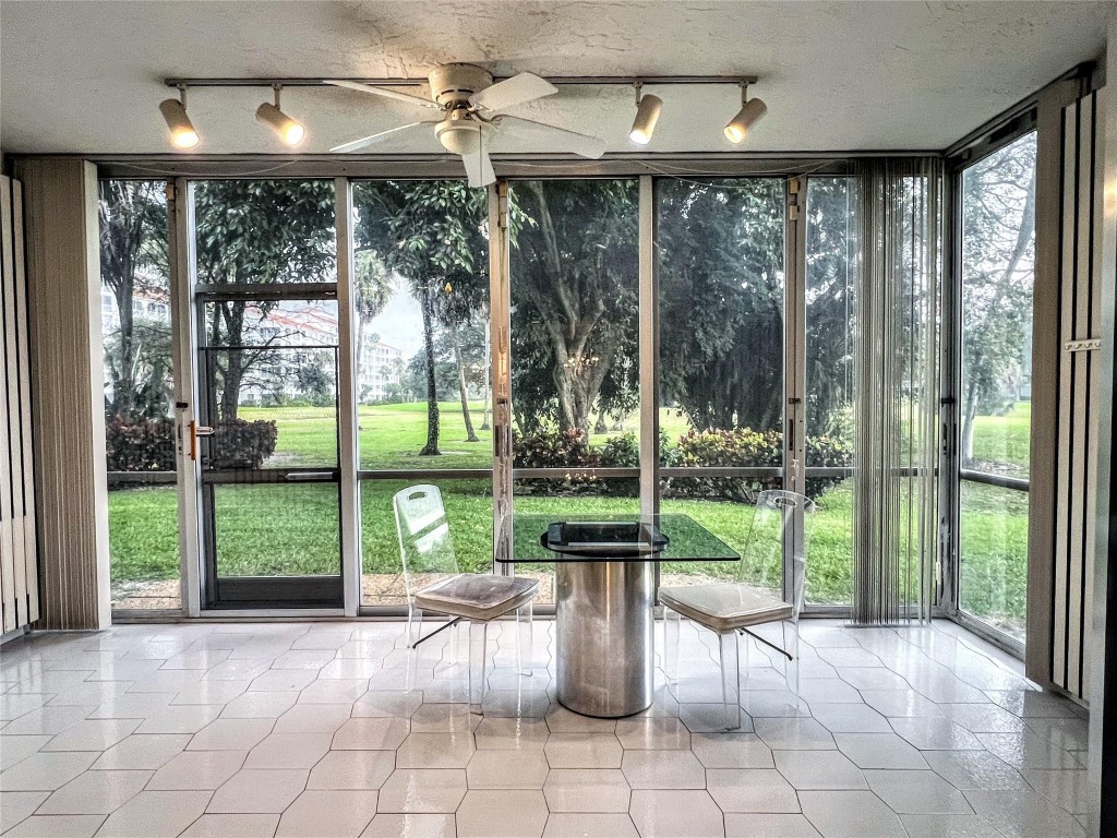 800 Cypress Grv Dr #106 Pompano Beach, FL 33069