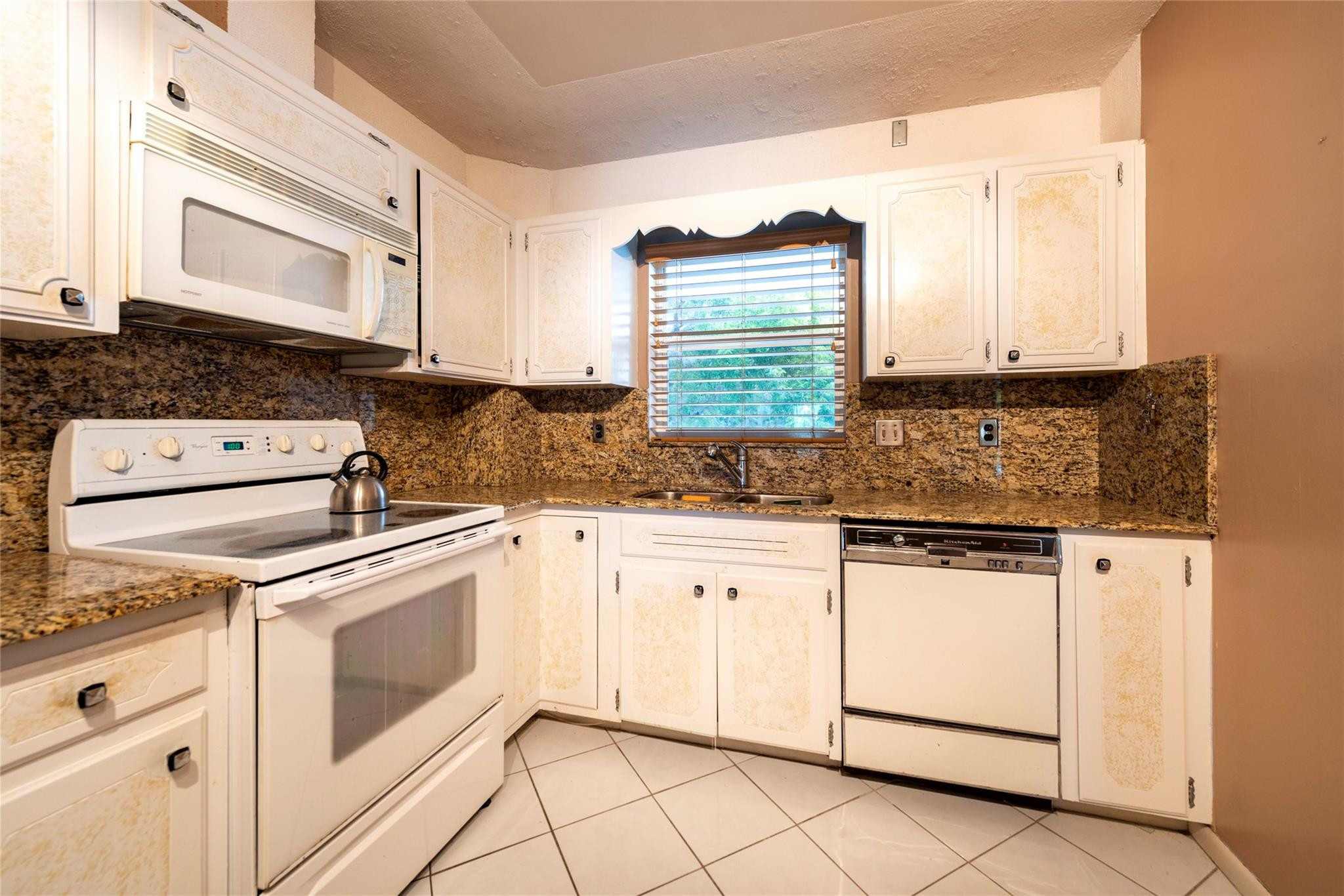 3333 NE 36th #6 Fort Lauderdale, FL 33308