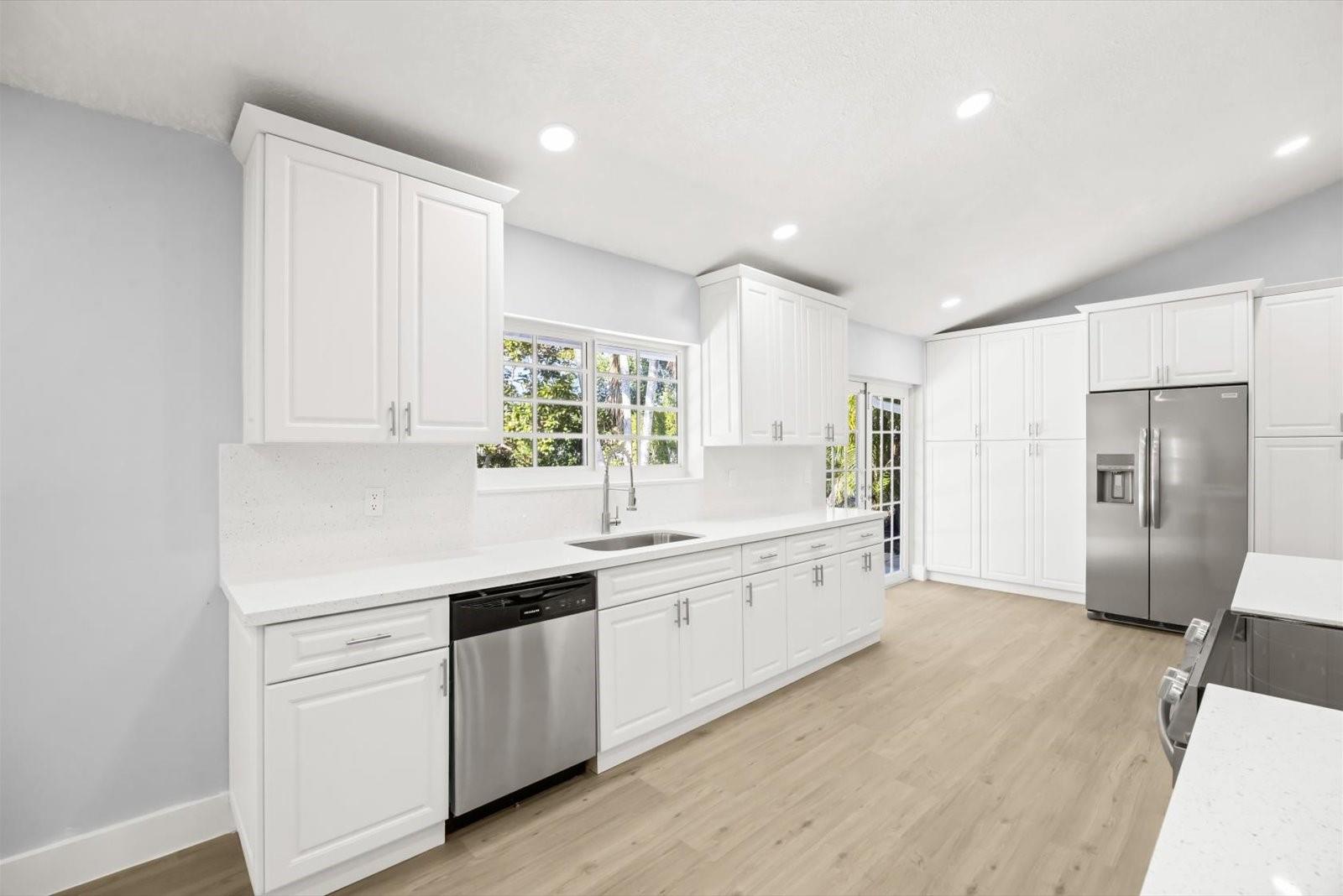 9791 Sun Pointe Dr Boynton Beach, FL 33437