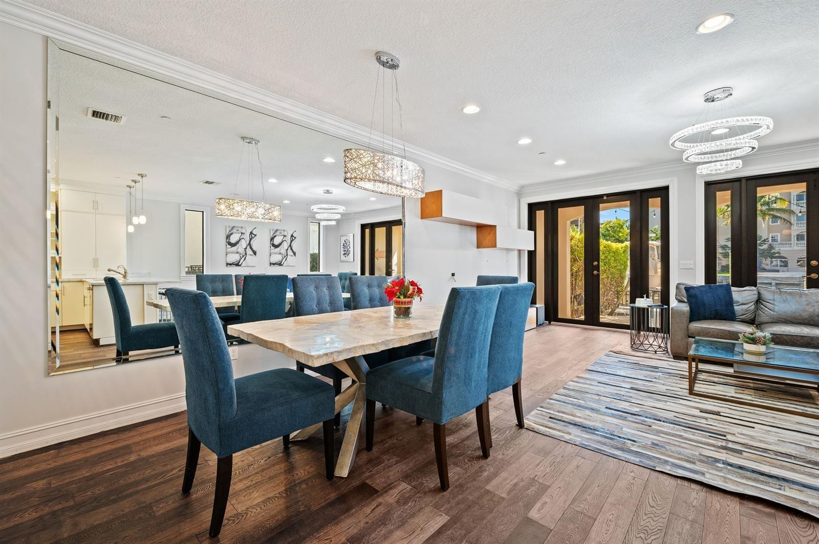 95 Isle Of Venice Fort Lauderdale, FL 33301