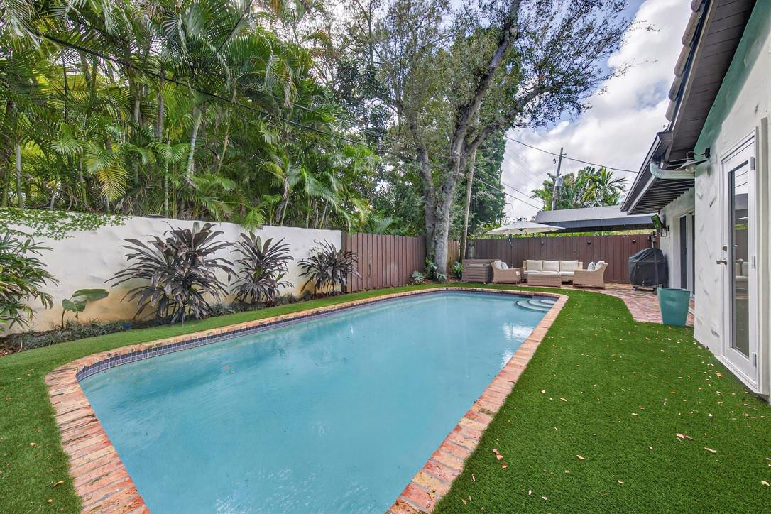 924 SE 6th Fort Lauderdale, FL 33301