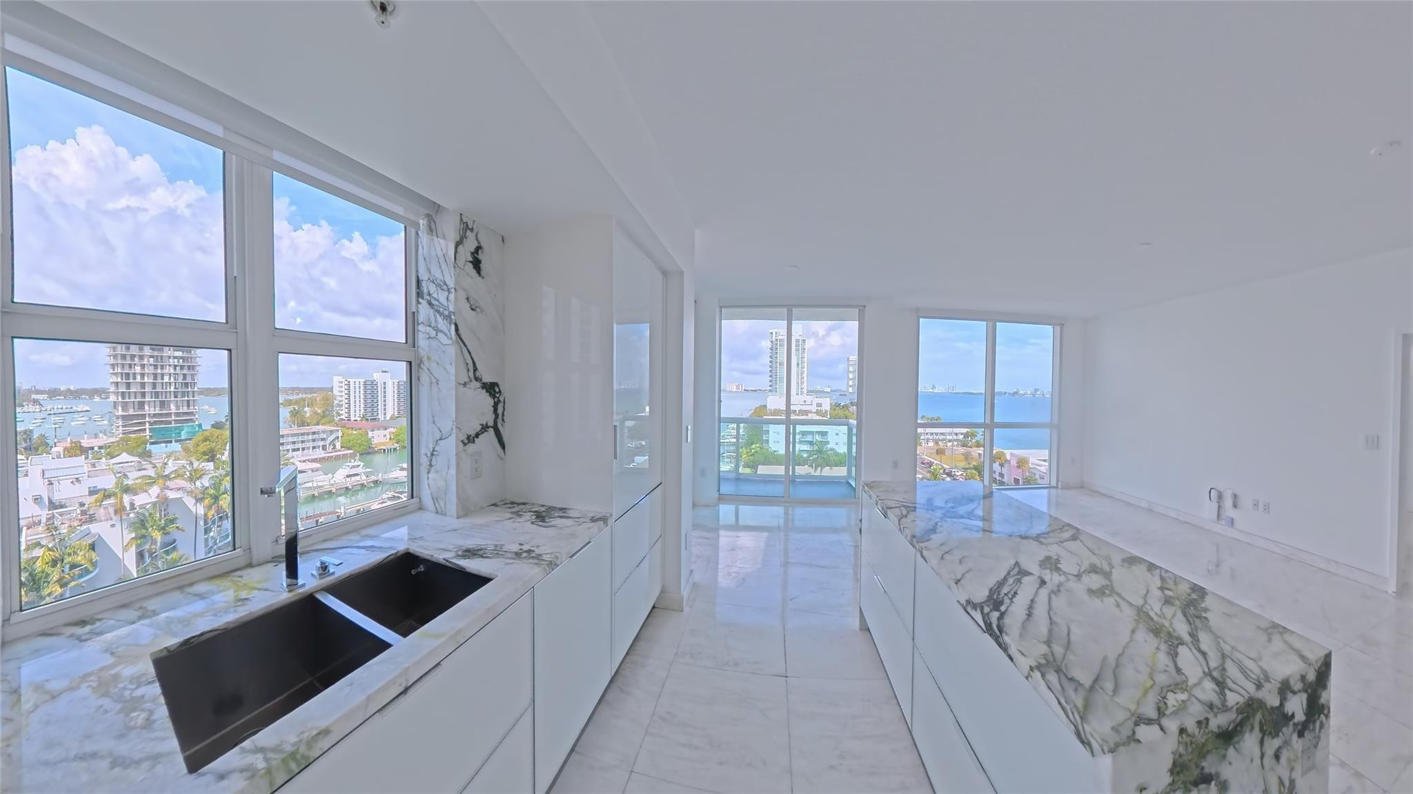 7910 Harbor Is #805 North Bay Village, FL 33141