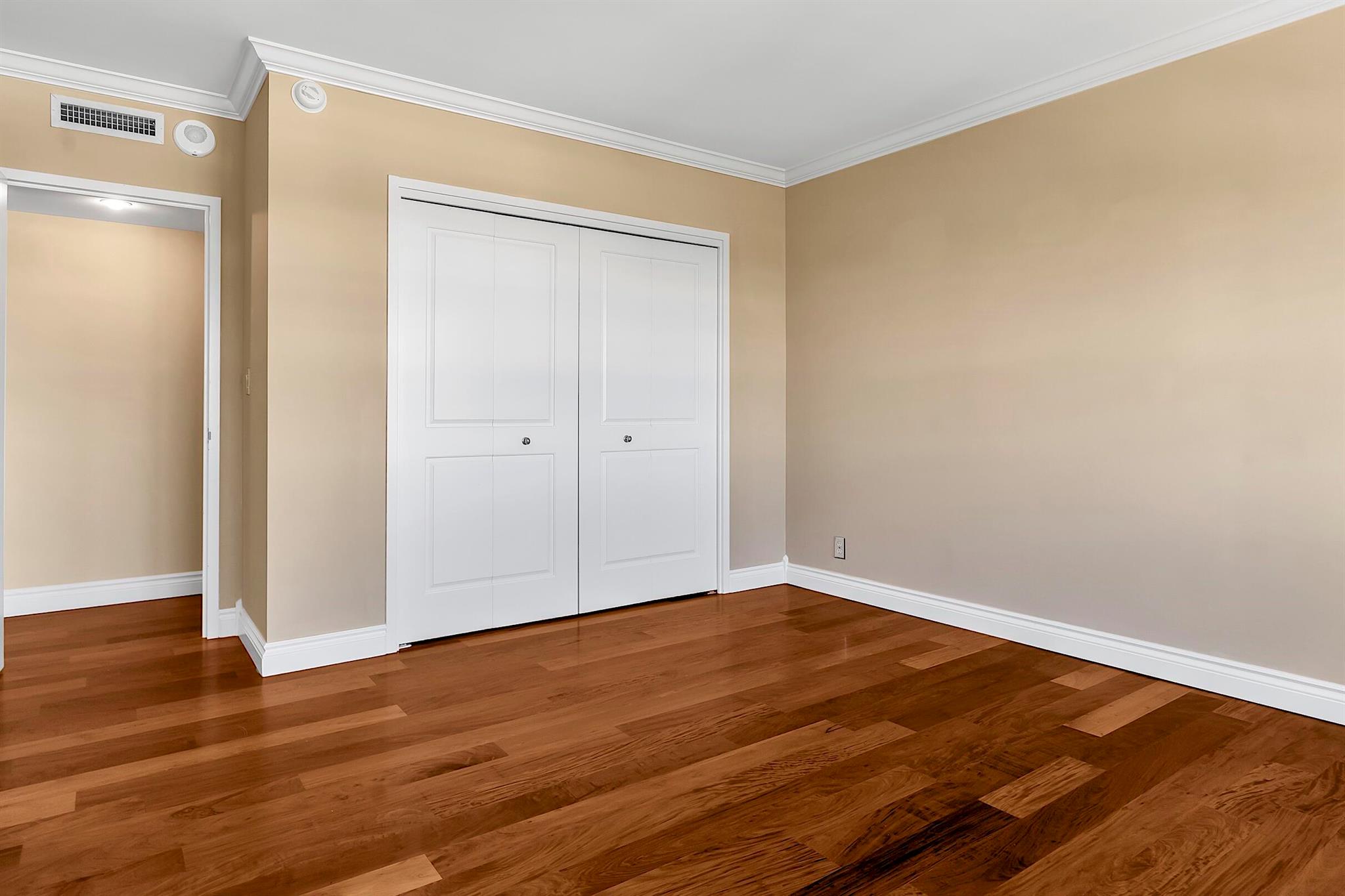 image Marine Tower Condo33