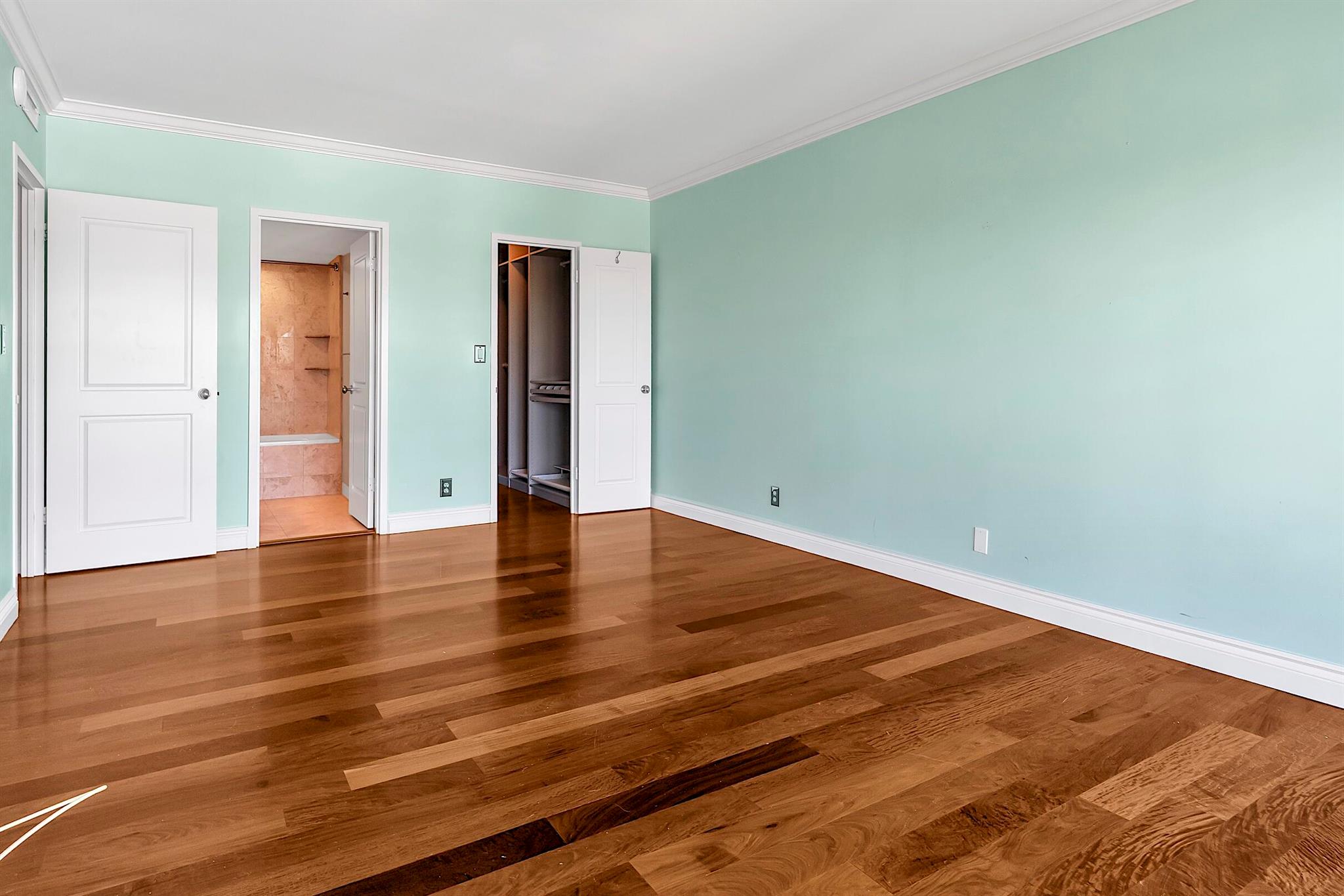 image Marine Tower Condo42