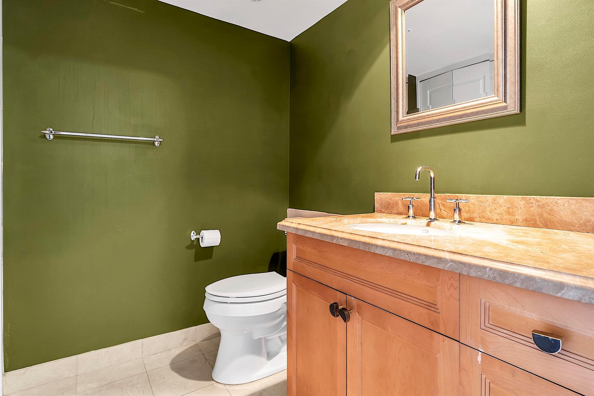 image Marine Tower Condo47