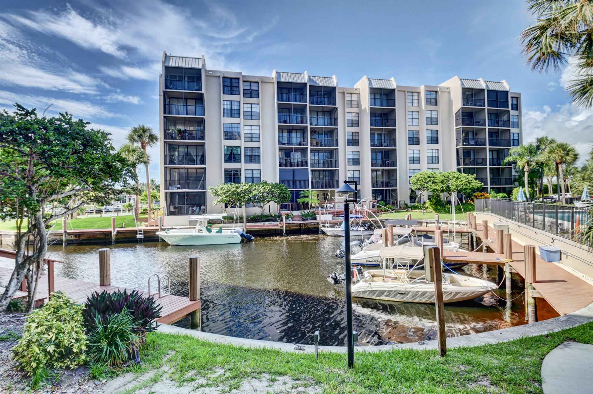 21 Royal Palm Way #504