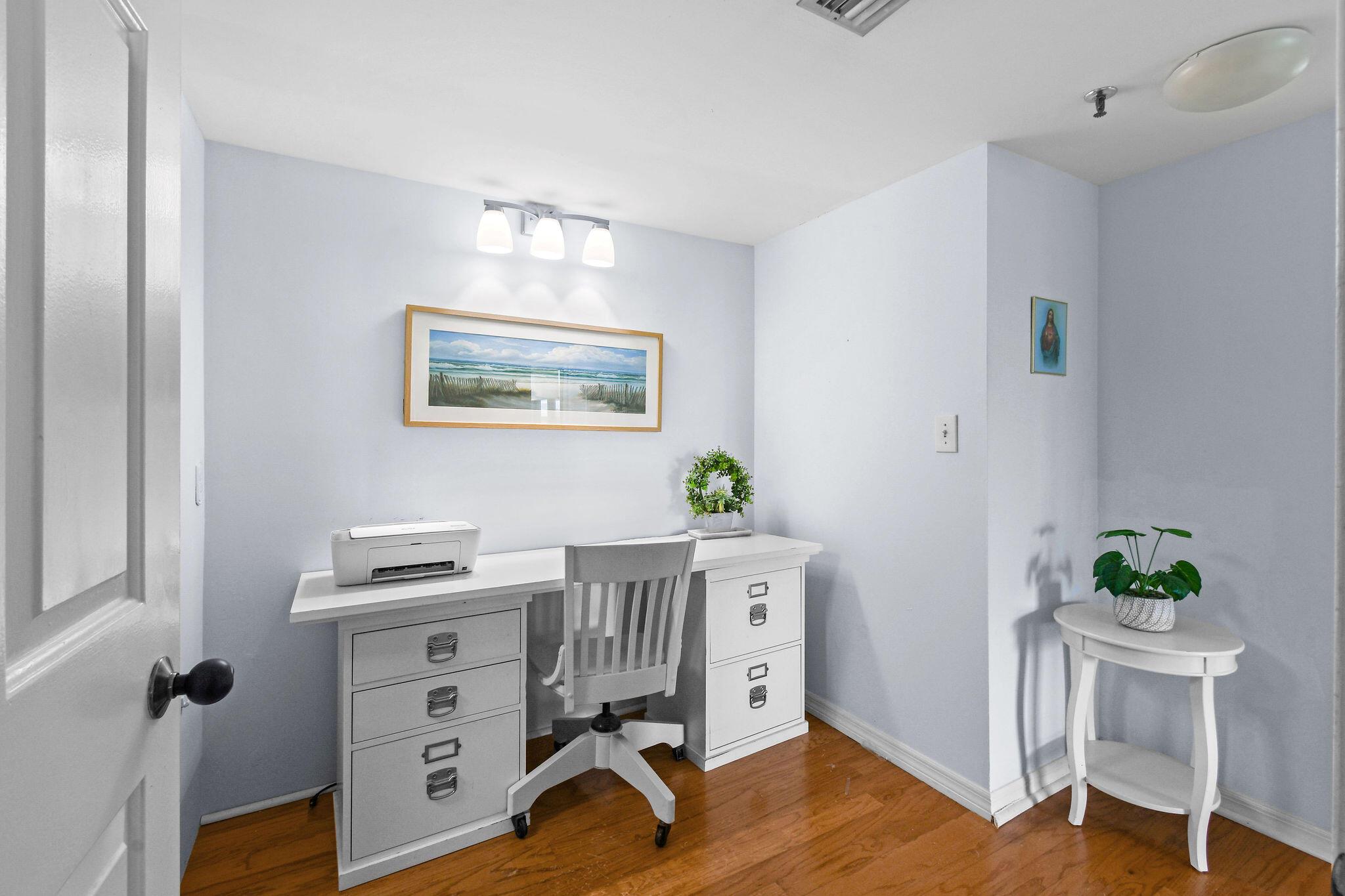 19800 Sandpointe Bay Dr #108 Tequesta, FL 33469