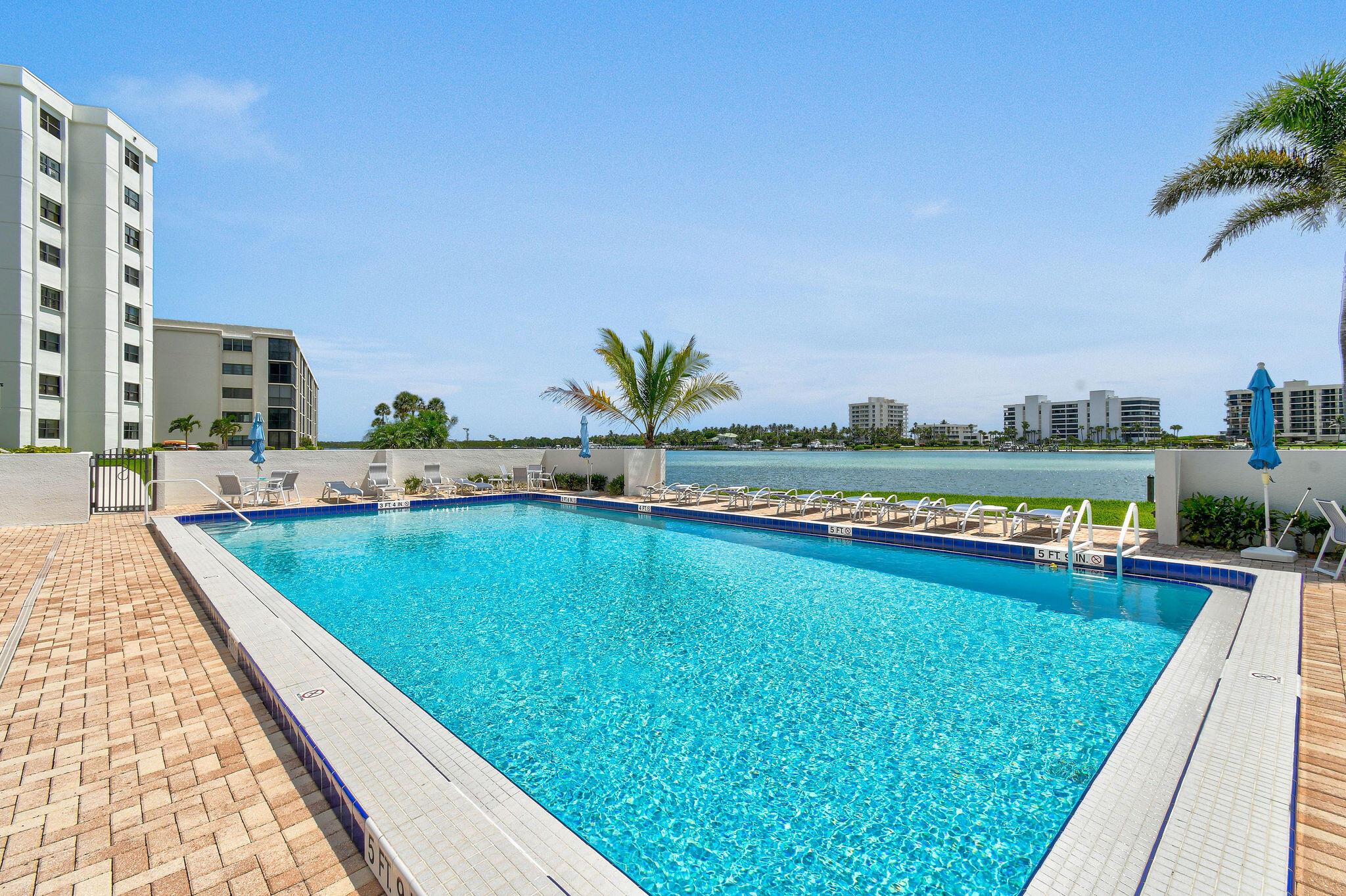 19800 Sandpointe Bay Dr #108 Tequesta, FL 33469