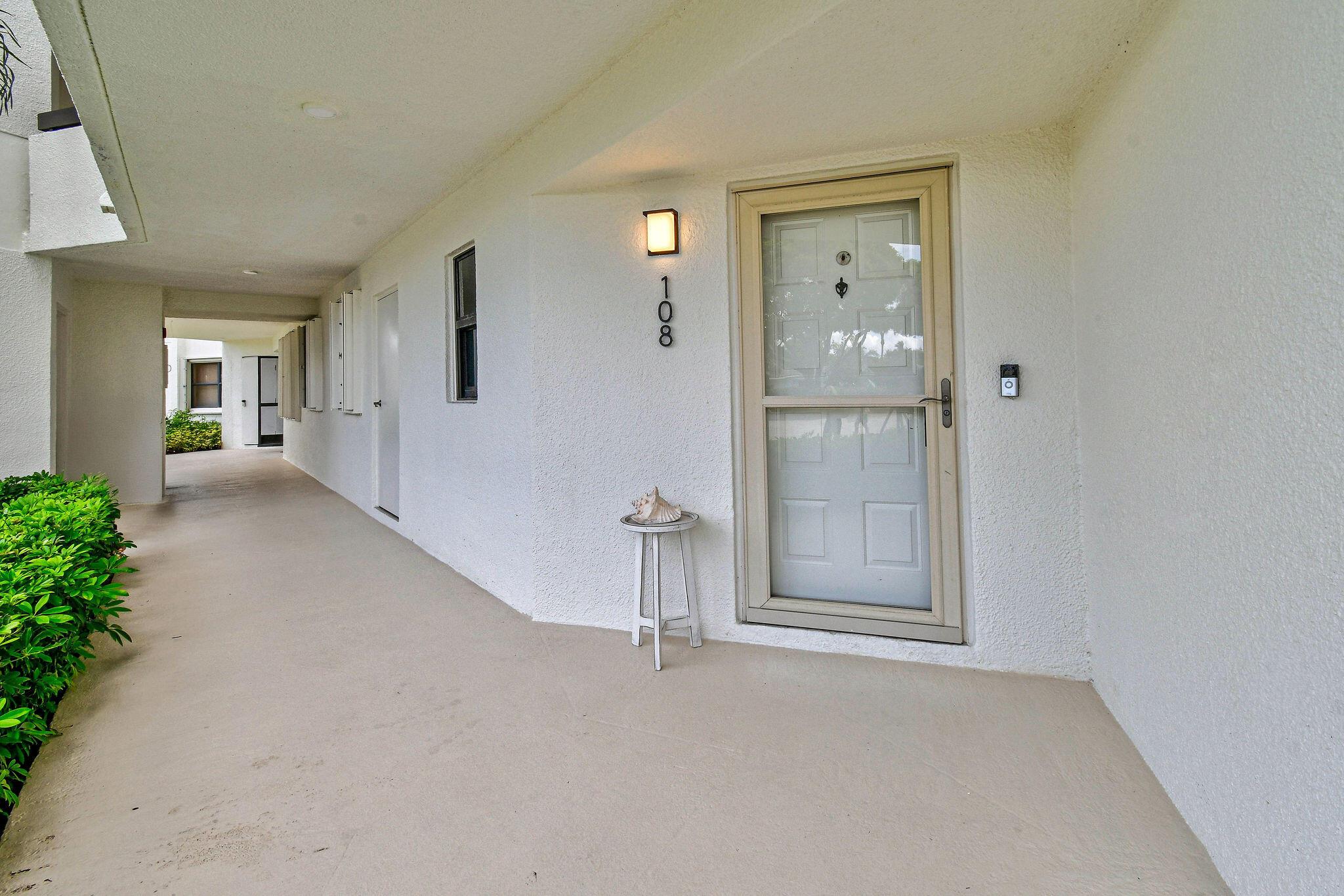 19800 Sandpointe Bay Dr #108 Tequesta, FL 33469