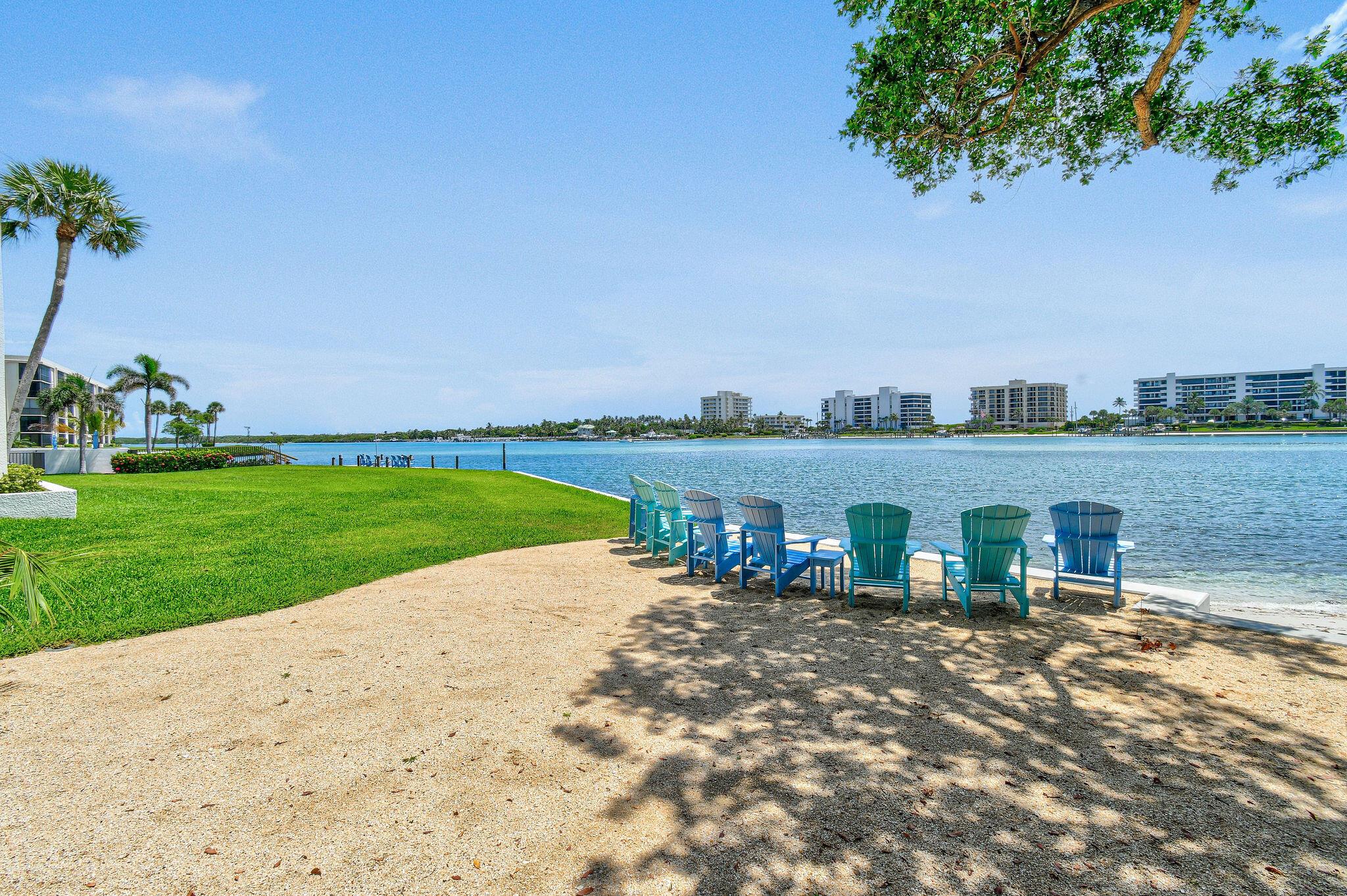 19800 Sandpointe Bay Dr #108 Tequesta, FL 33469