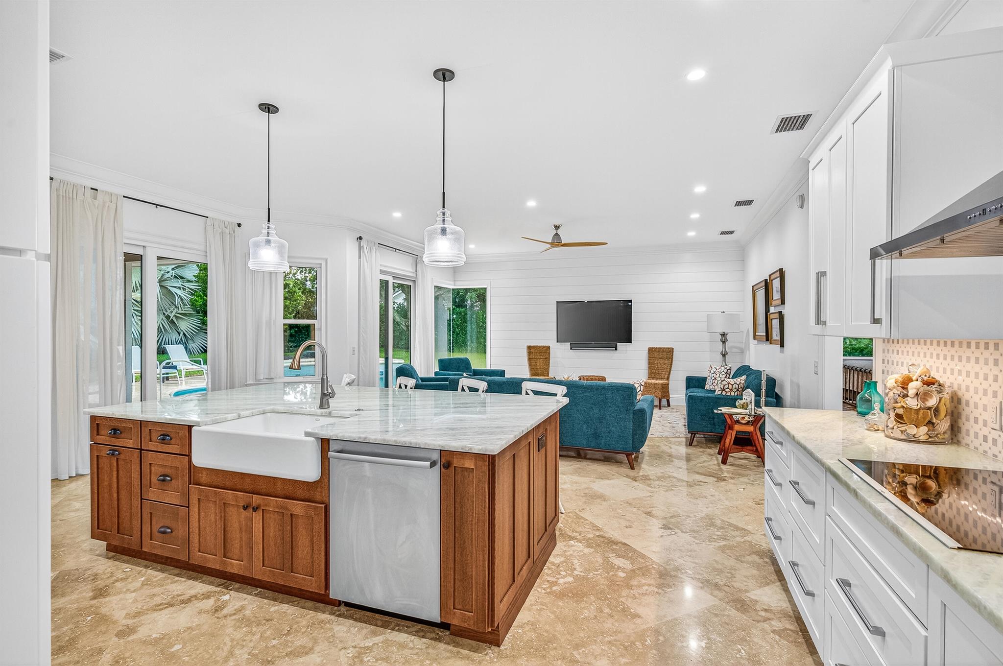 2160 Sanford Ct Vero Beach, FL 32963