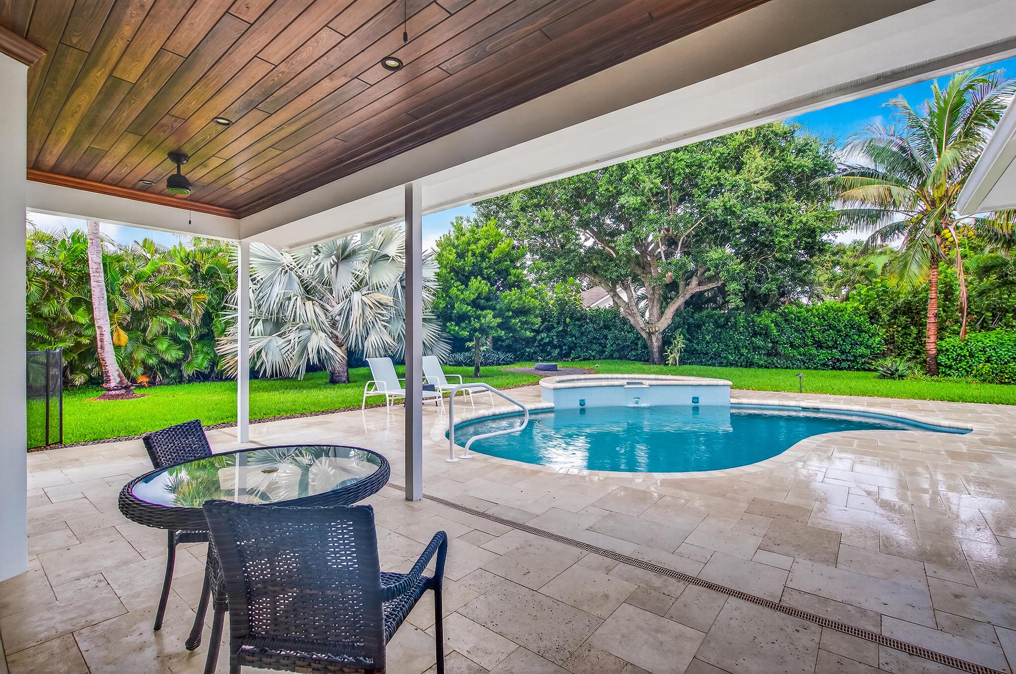 2160 Sanford Ct Vero Beach, FL 32963