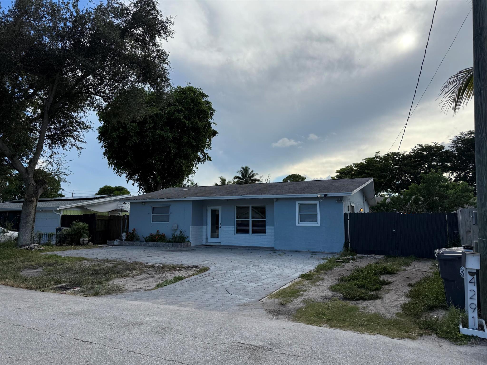 4291 Wilkinson Dr
