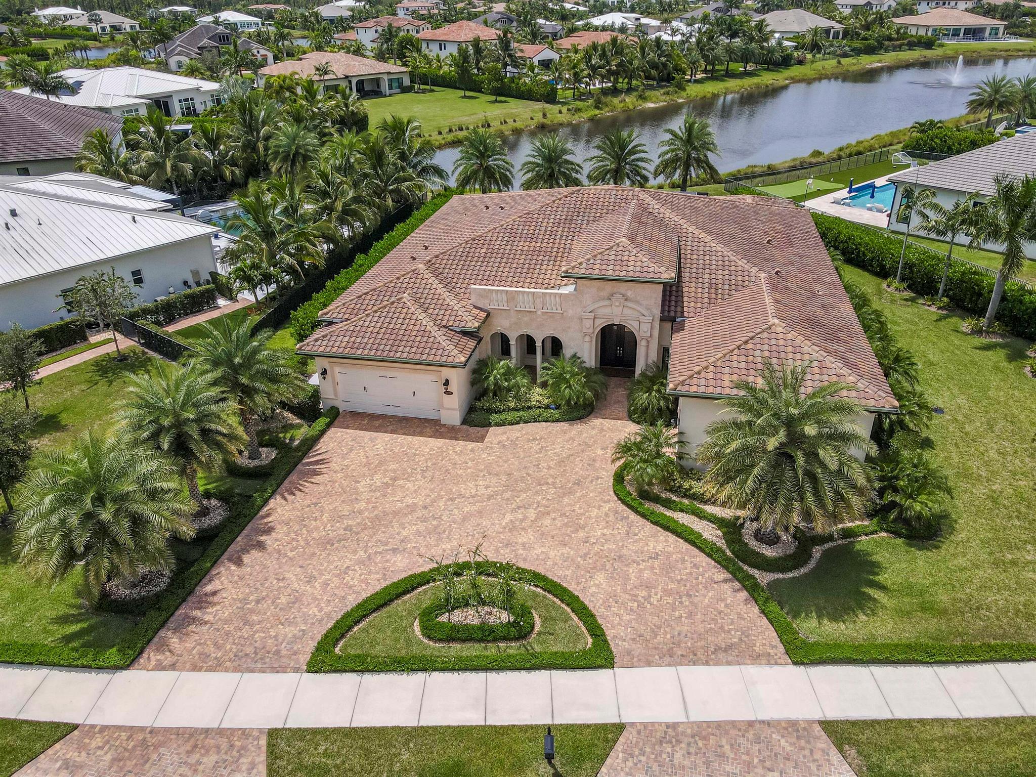 8320 SE Pennock Trl