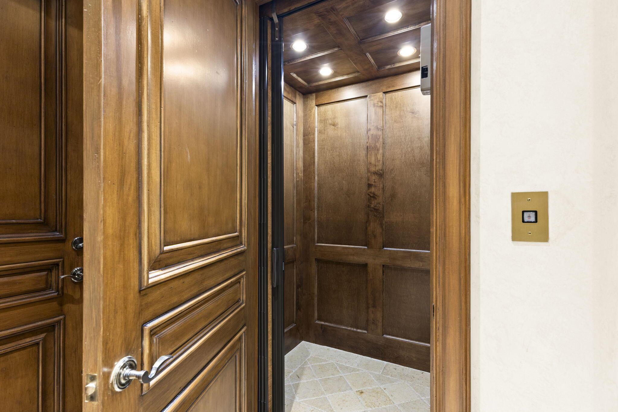 3131 NE 27th Ave Lighthouse Point, FL 33064