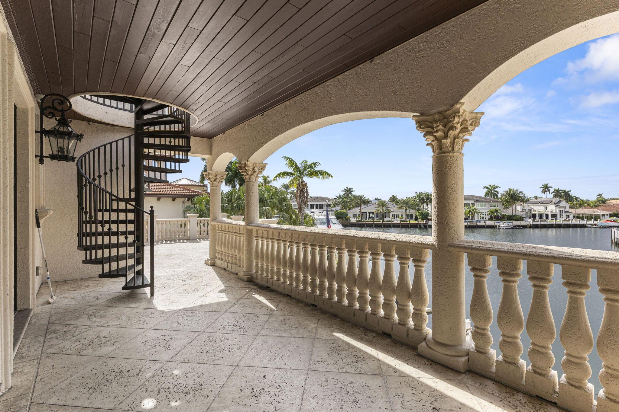 3131 NE 27th Ave Lighthouse Point, FL 33064