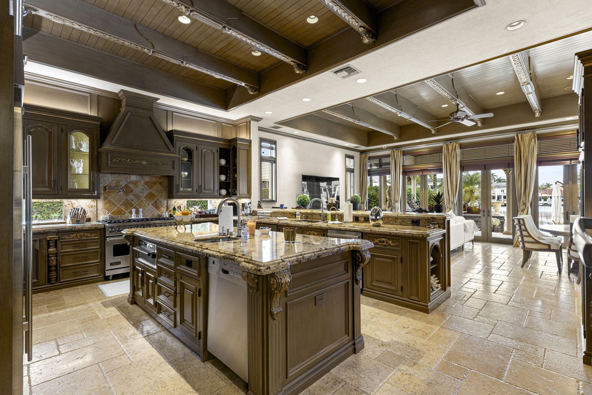 3131 NE 27th Ave Lighthouse Point, FL 33064