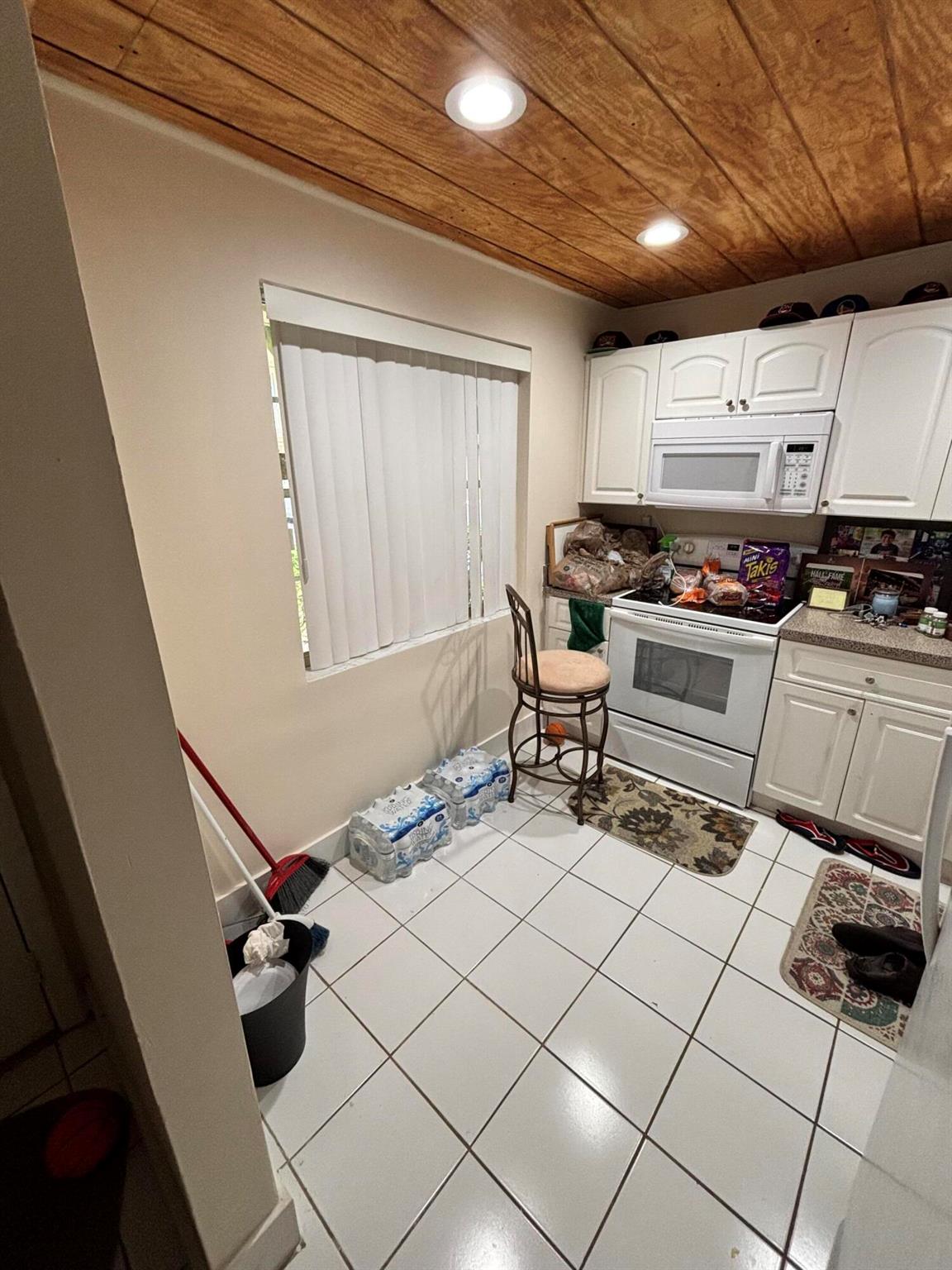 3121 NW 47th Ter #107