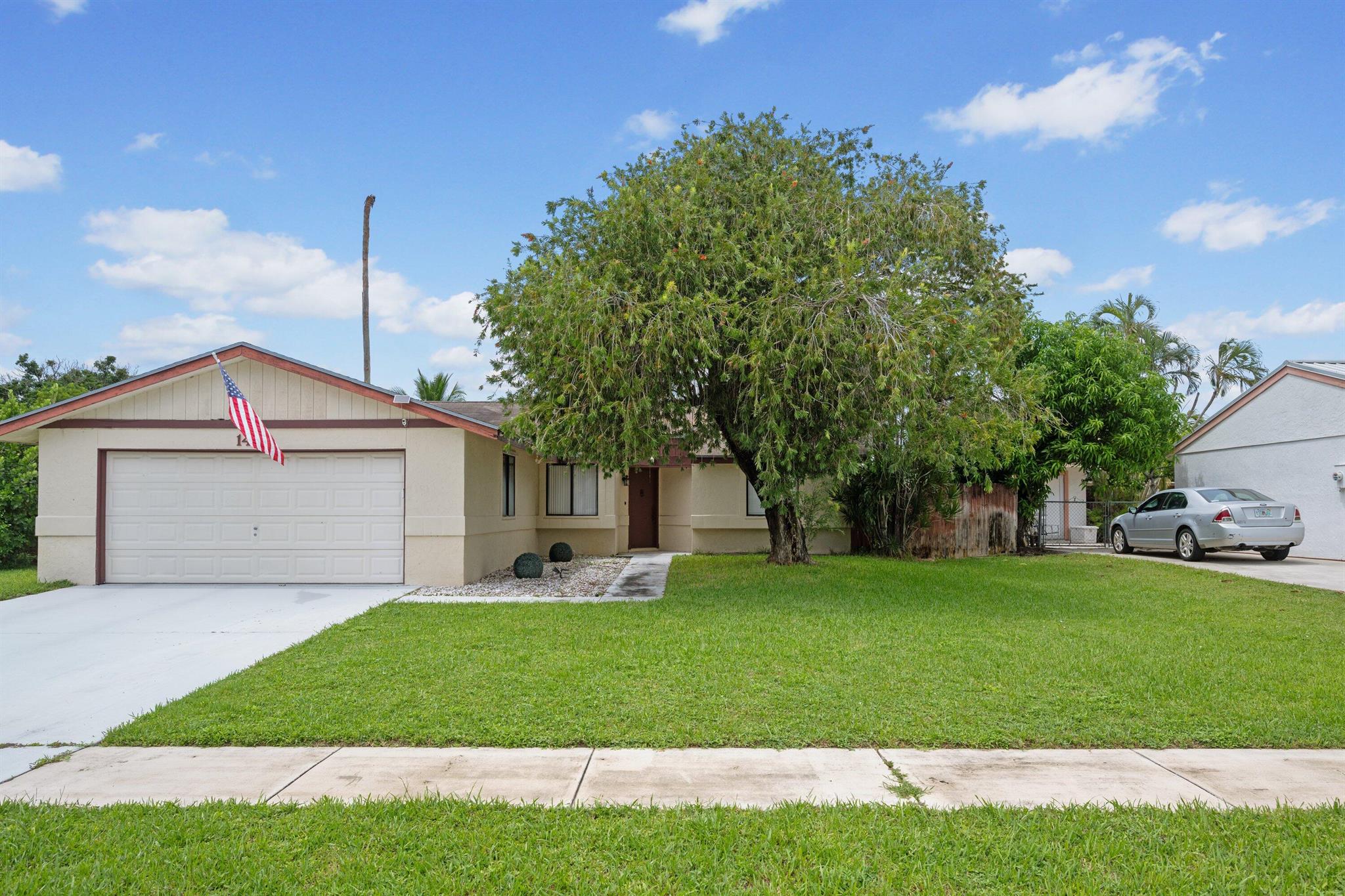 1403 Donwoods Ln