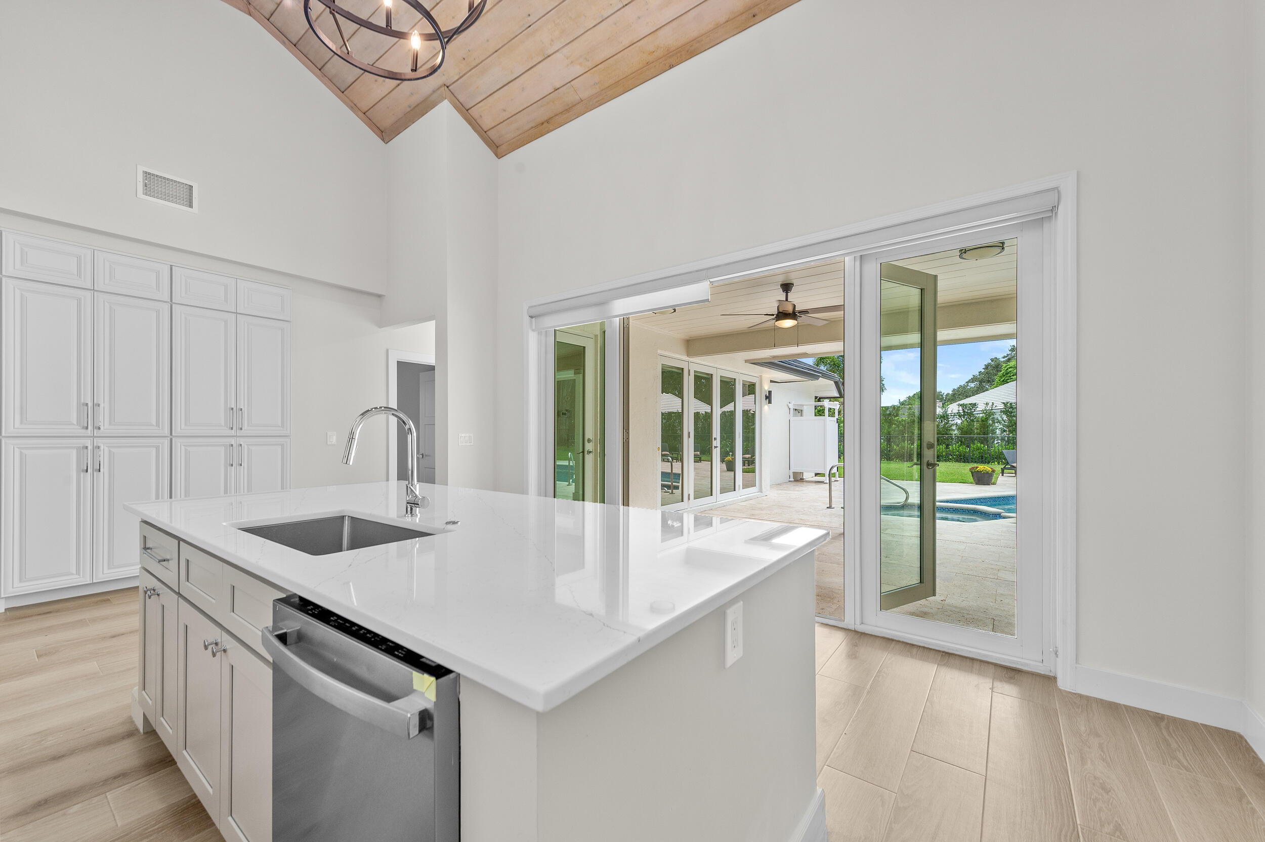 18433 SE Heritage Tequesta, FL 33469