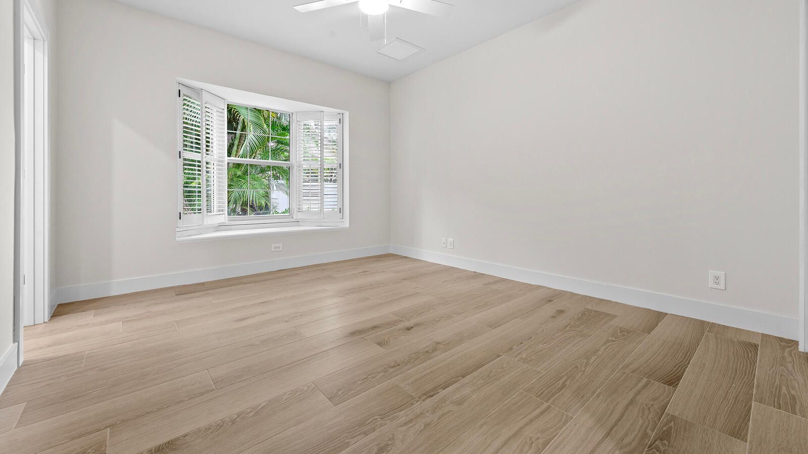 18433 SE Heritage Tequesta, FL 33469