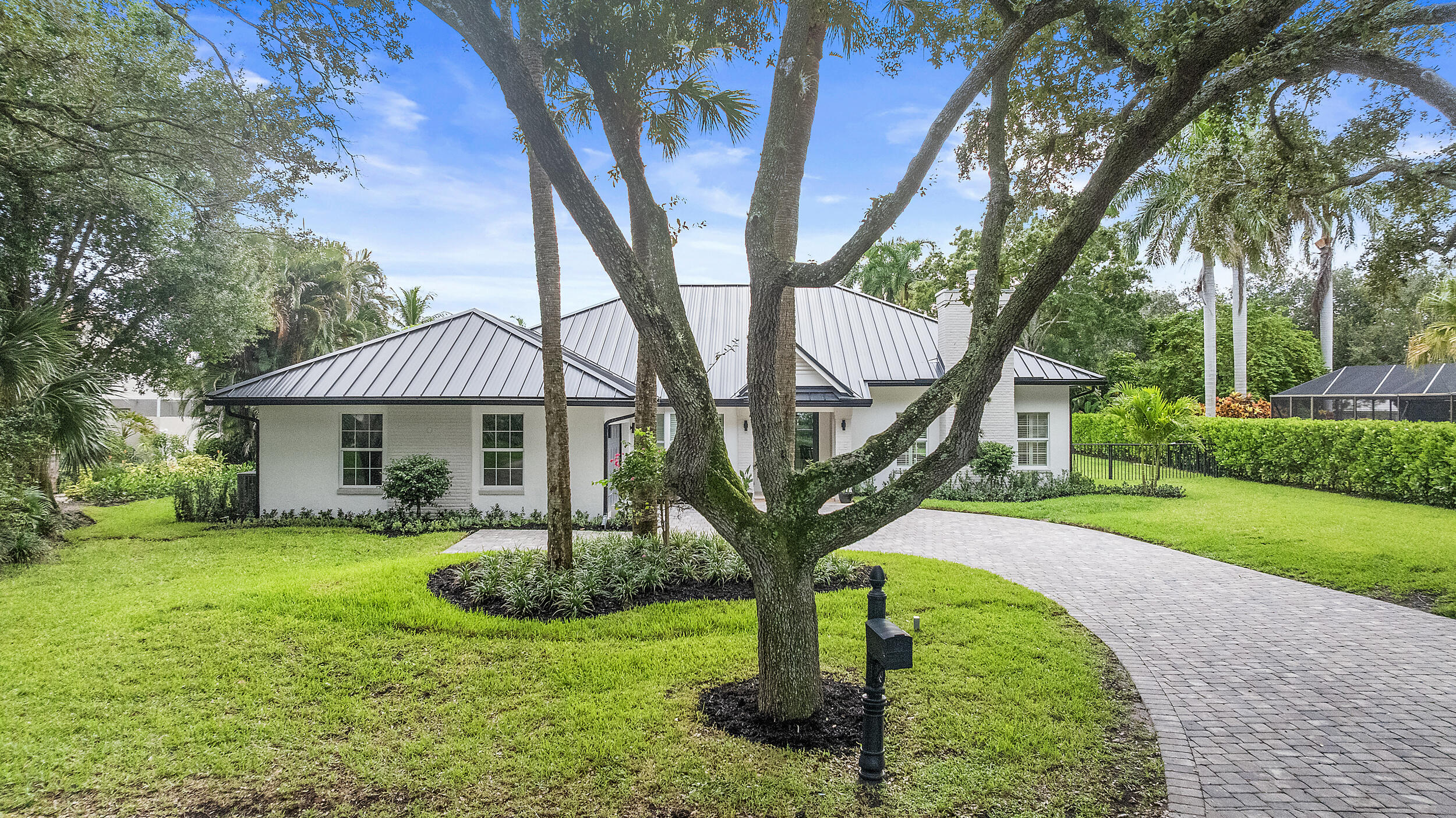 18433 SE Heritage Tequesta, FL 33469