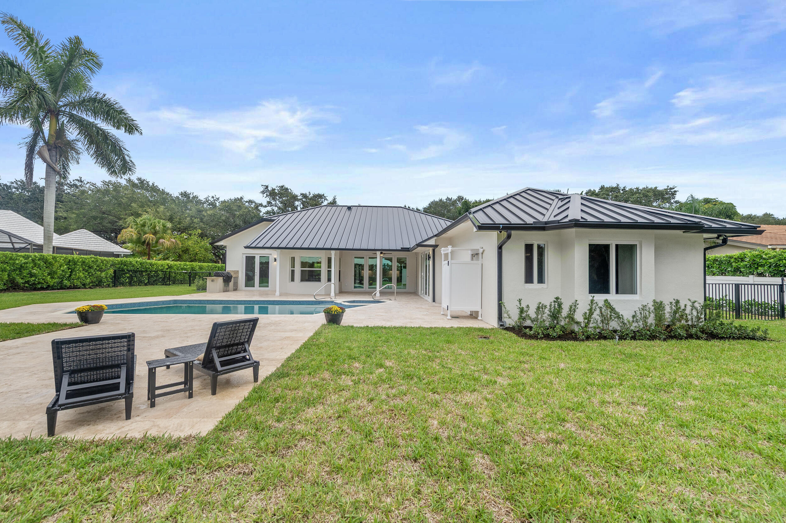 18433 SE Heritage Tequesta, FL 33469