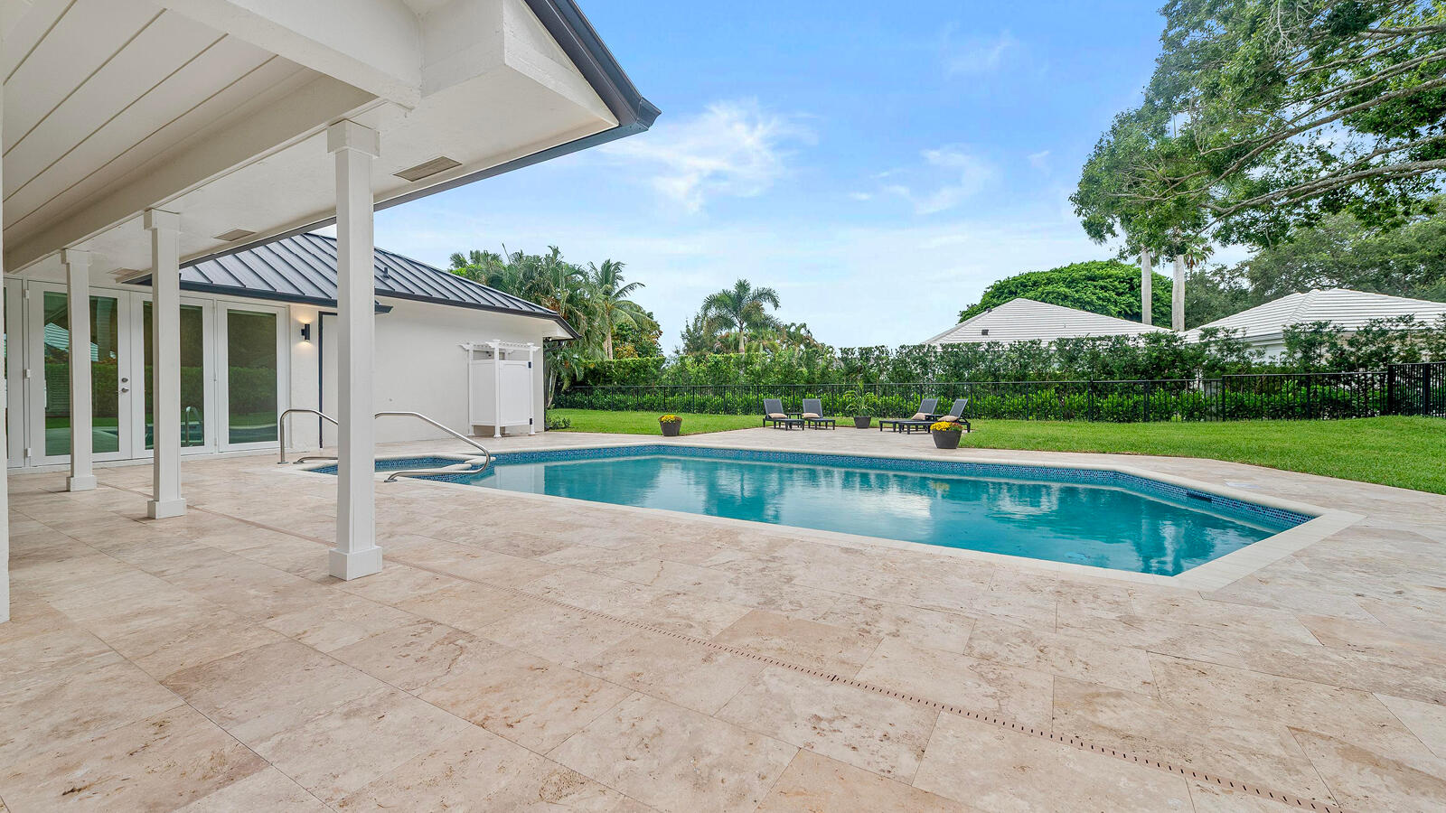 18433 SE Heritage Tequesta, FL 33469
