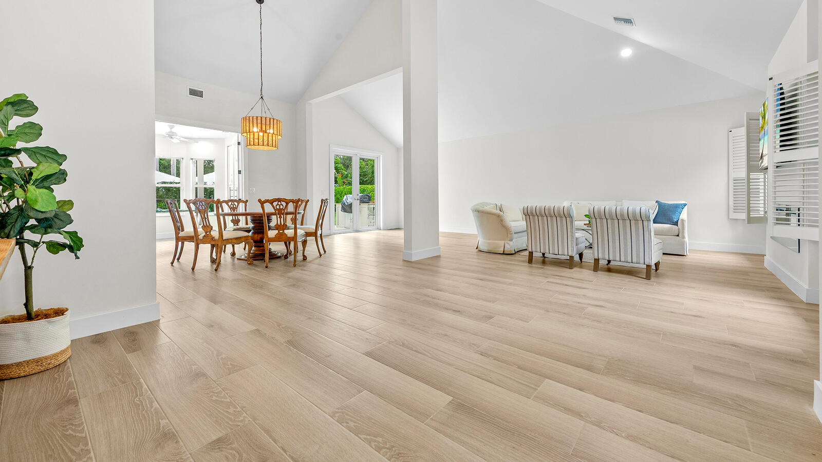 18433 SE Heritage Tequesta, FL 33469