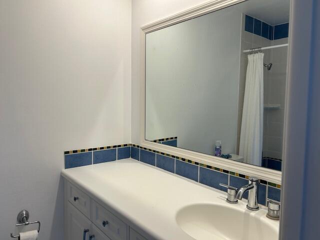 18430 SE Wood Hvn Ln #H Jupiter, FL 33469