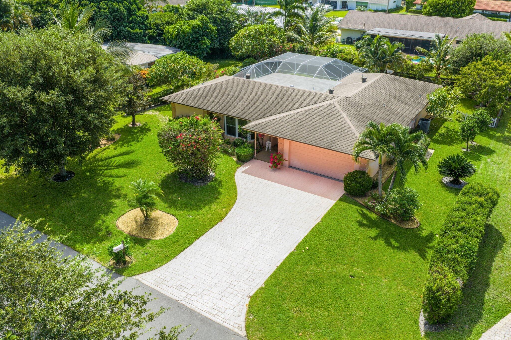 73 Fairview Tequesta, FL 33469