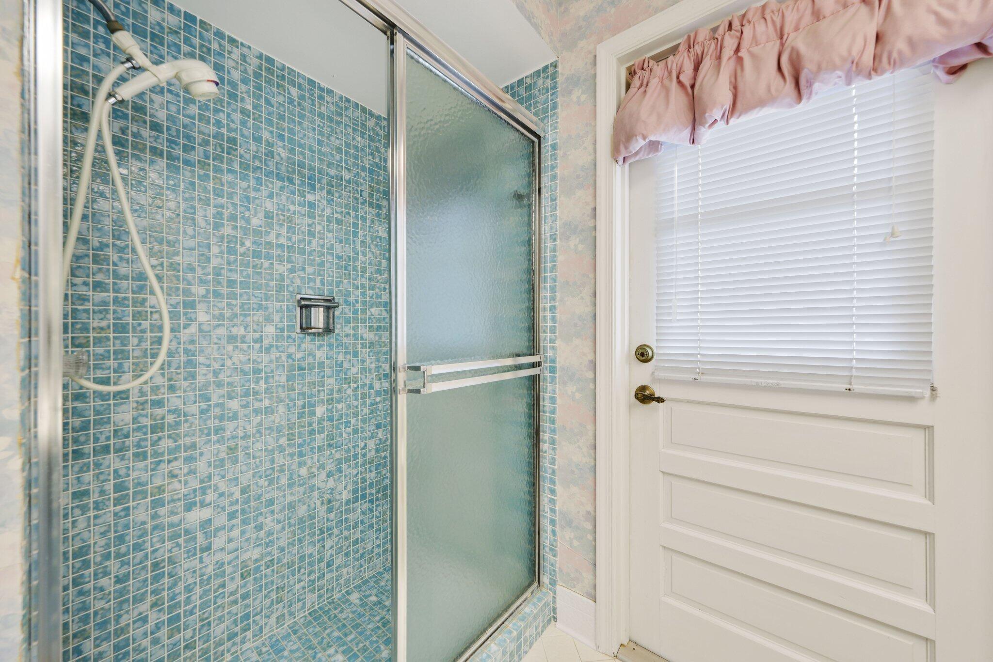 73 Fairview Tequesta, FL 33469