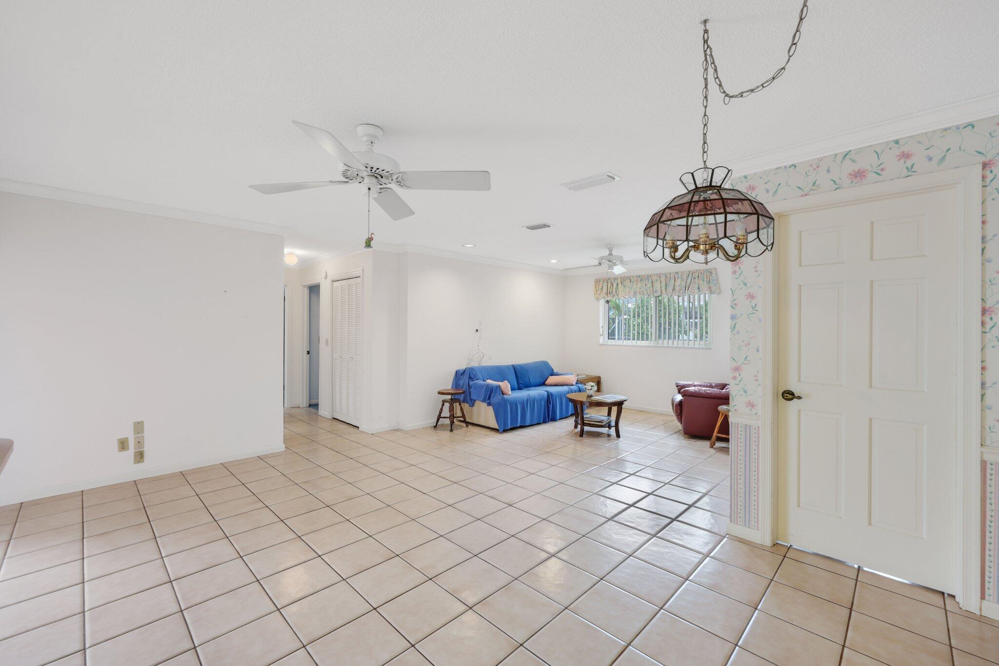 73 Fairview Tequesta, FL 33469