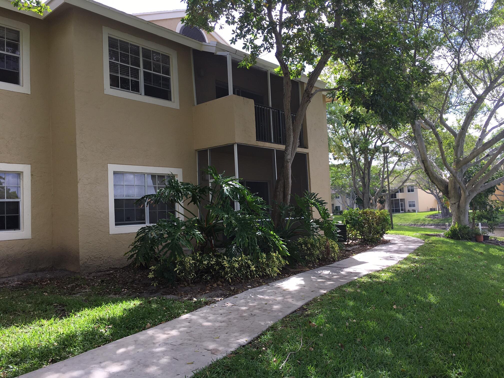 660 Cypress Clb Way #C