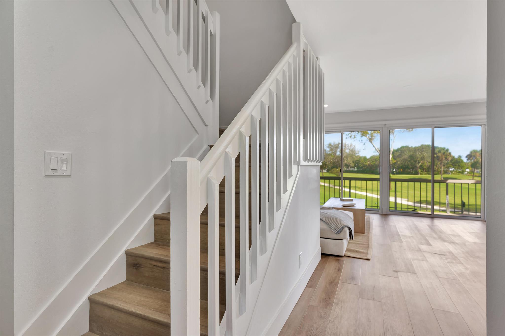 18419 SE Wood Hvn Ln #E Jupiter, FL 33469