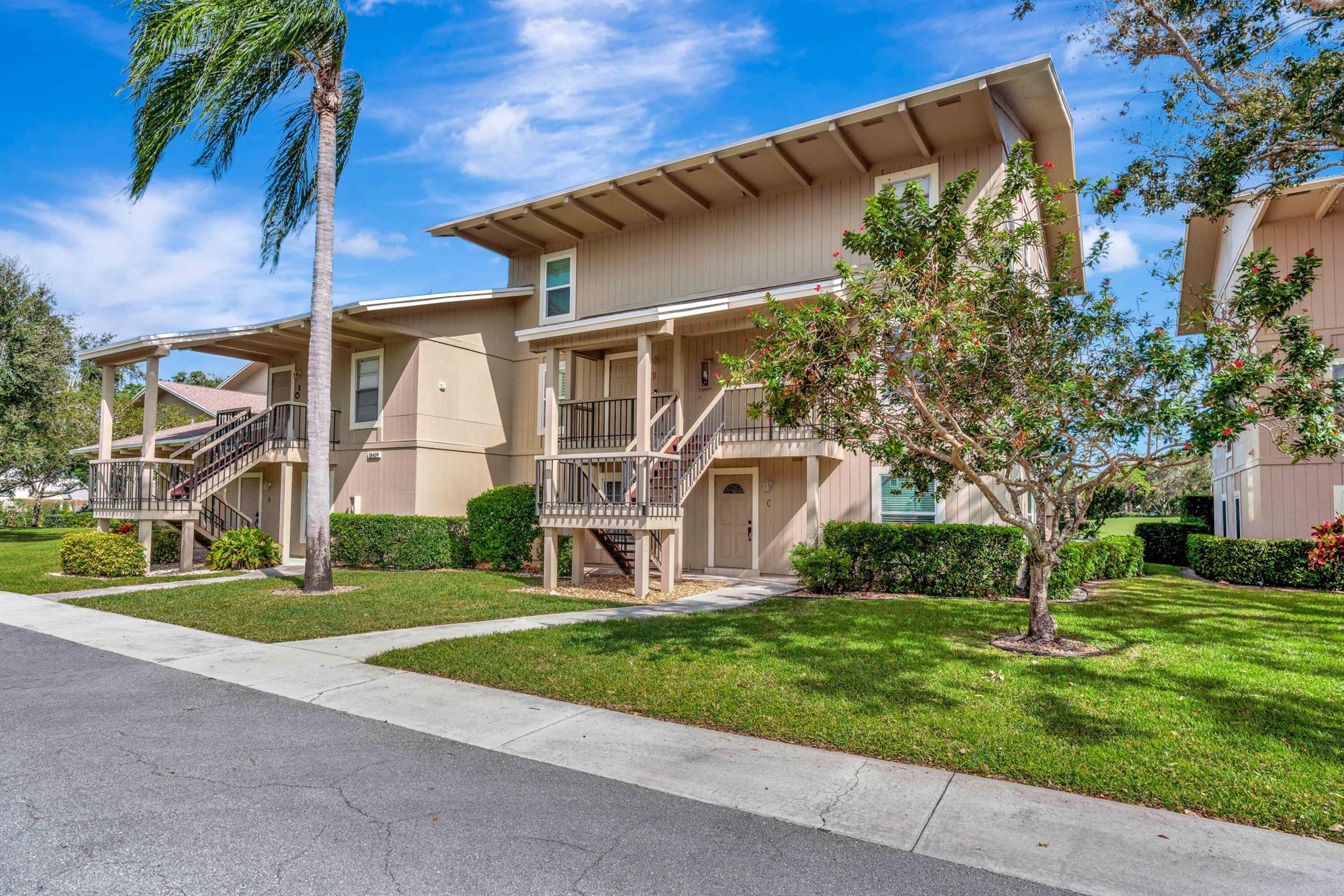 18419 SE Wood Hvn Ln #E Jupiter, FL 33469