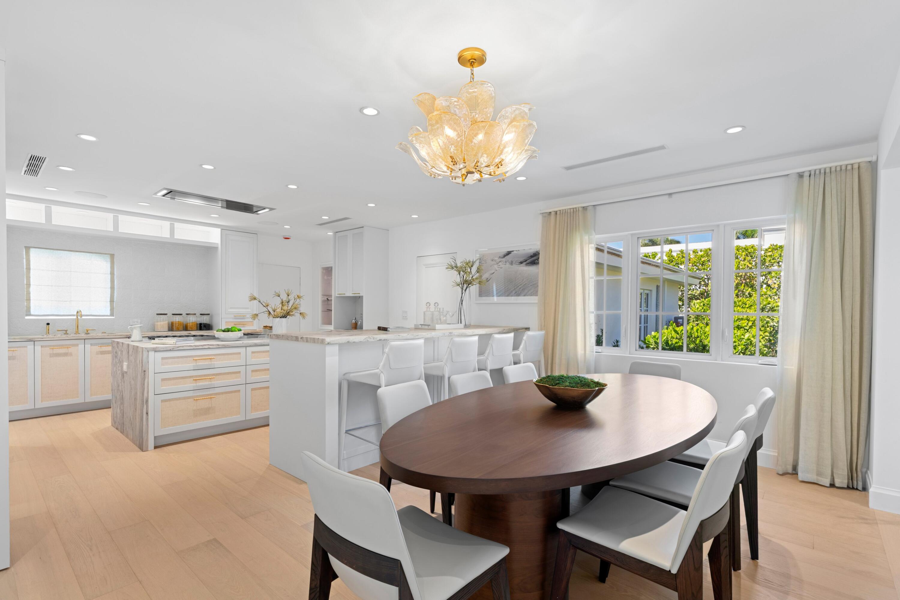 257 Via Linda Palm Beach, FL 33480