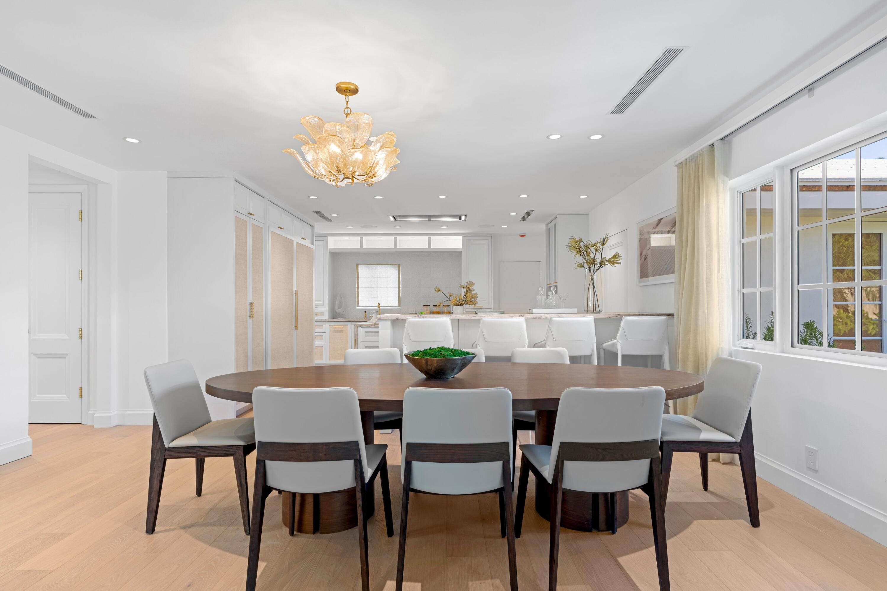 257 Via Linda Palm Beach, FL 33480