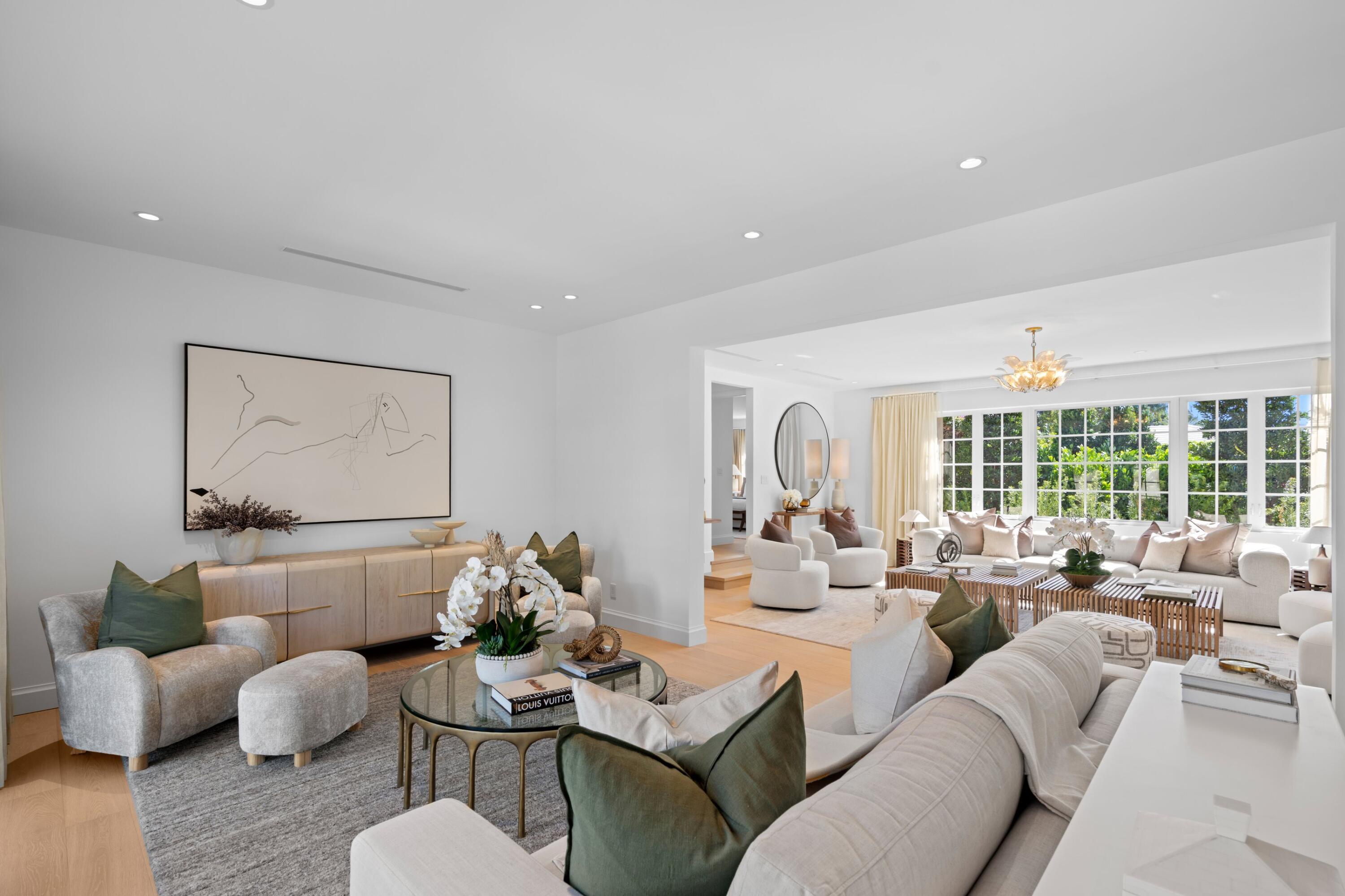 257 Via Linda Palm Beach, FL 33480