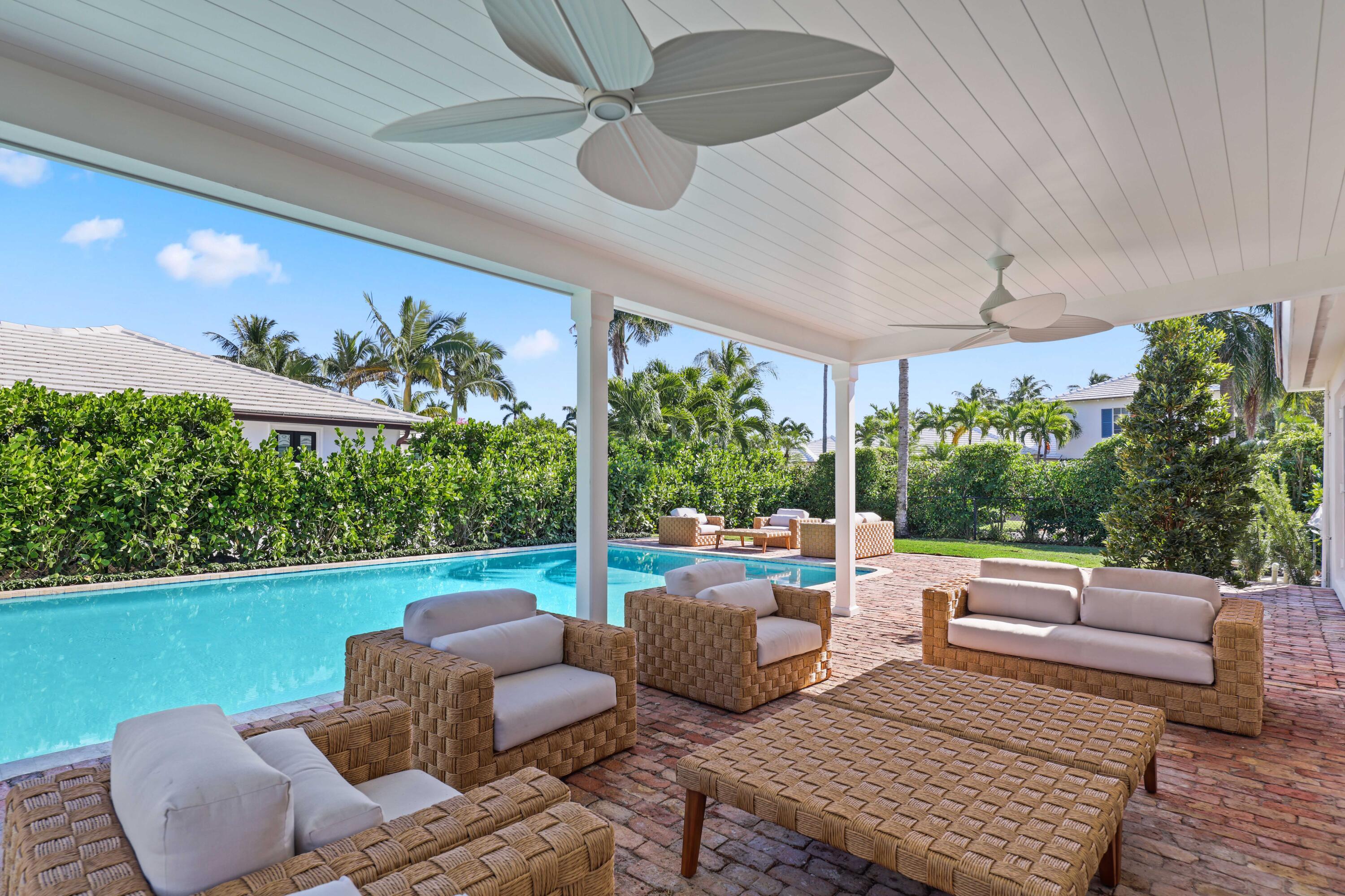 257 Via Linda Palm Beach, FL 33480