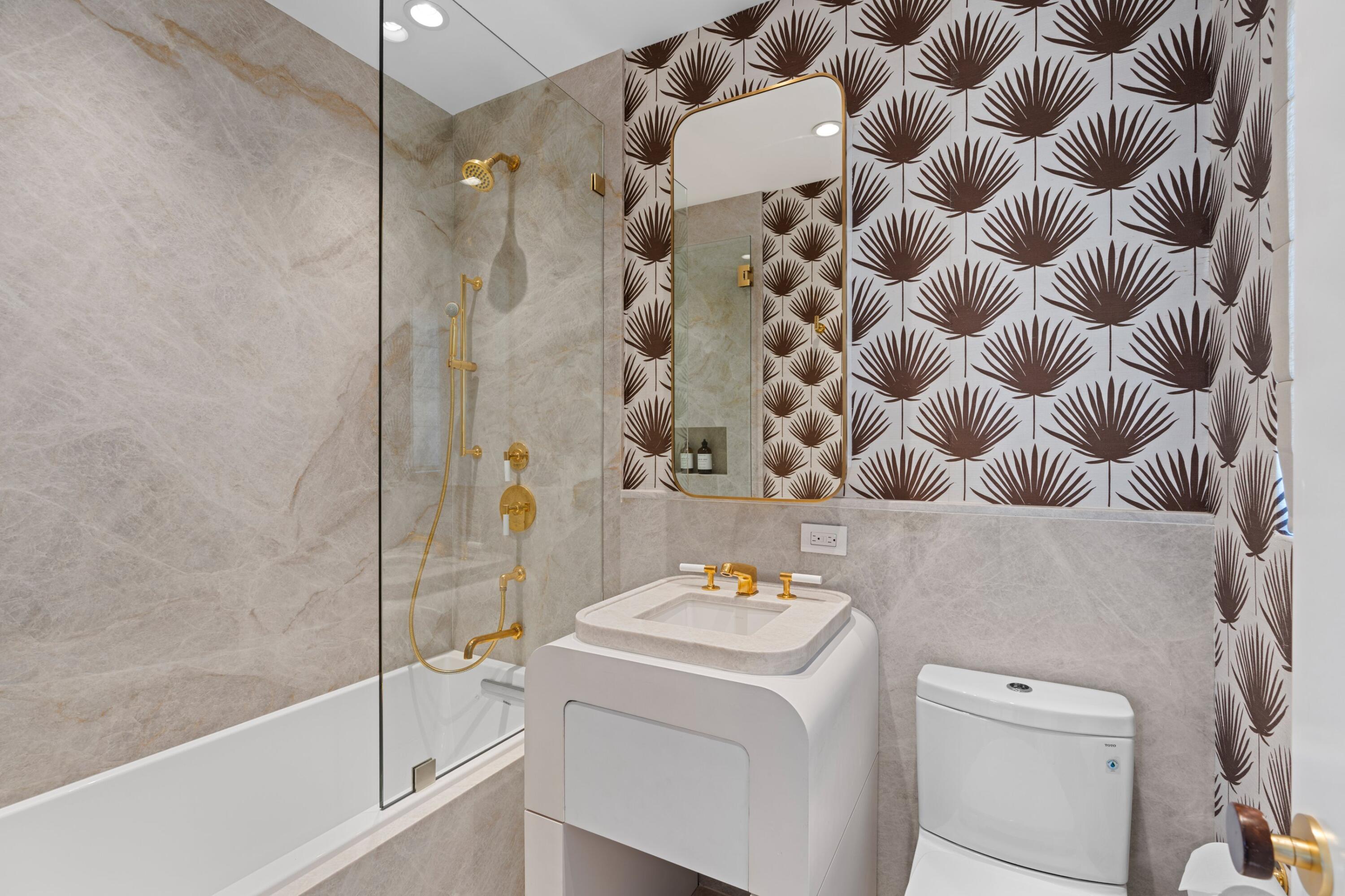 257 Via Linda Palm Beach, FL 33480