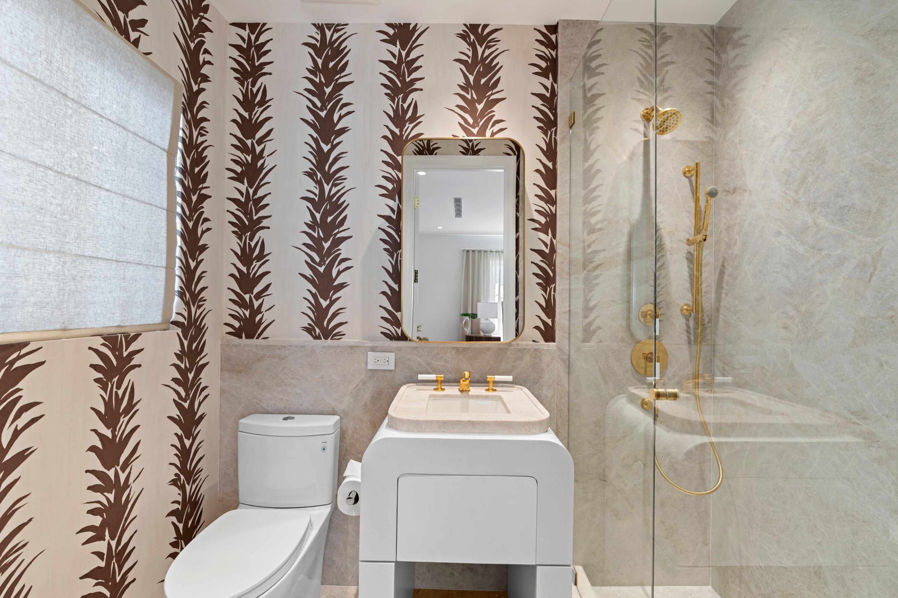 257 Via Linda Palm Beach, FL 33480