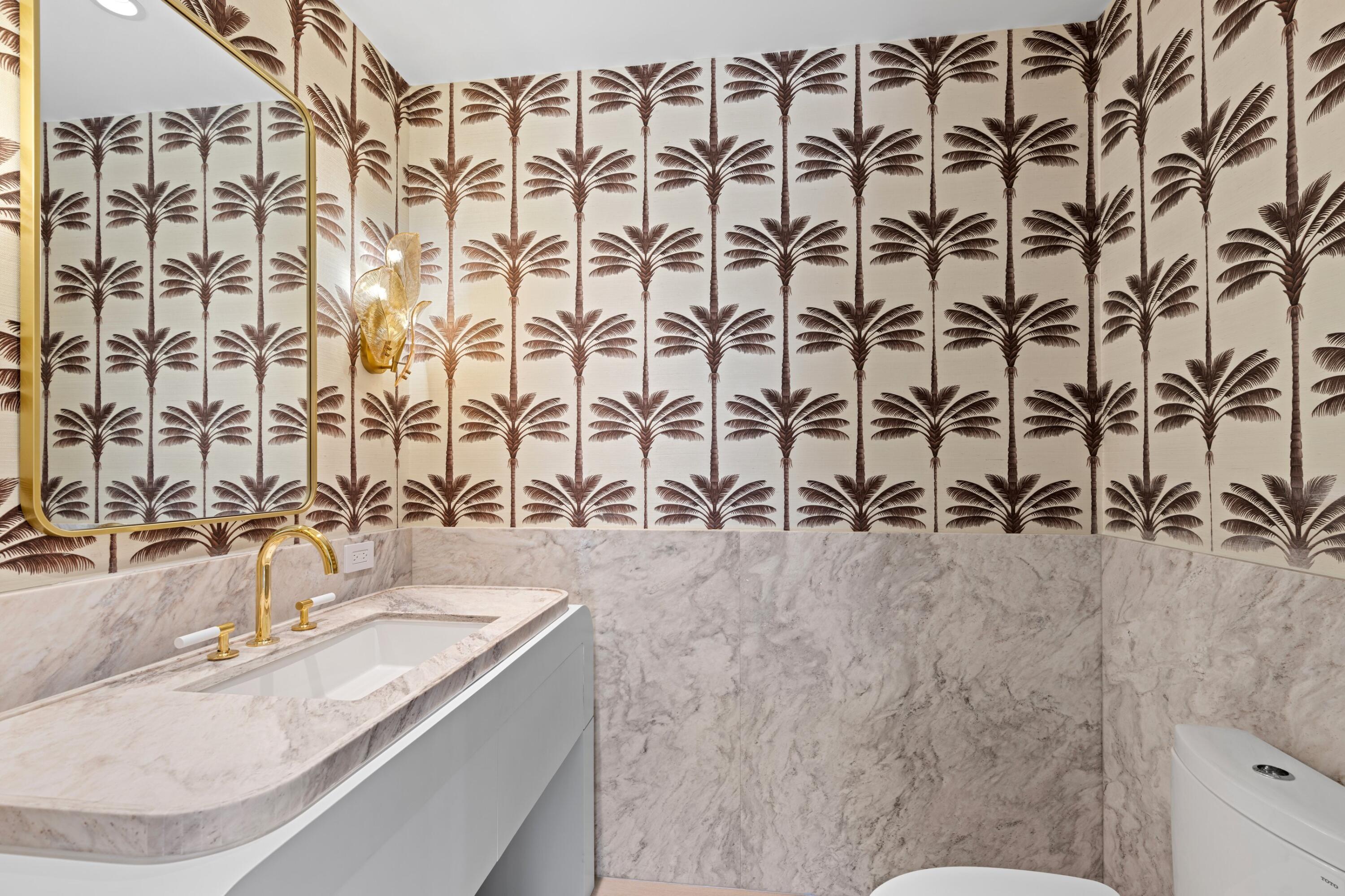 257 Via Linda Palm Beach, FL 33480