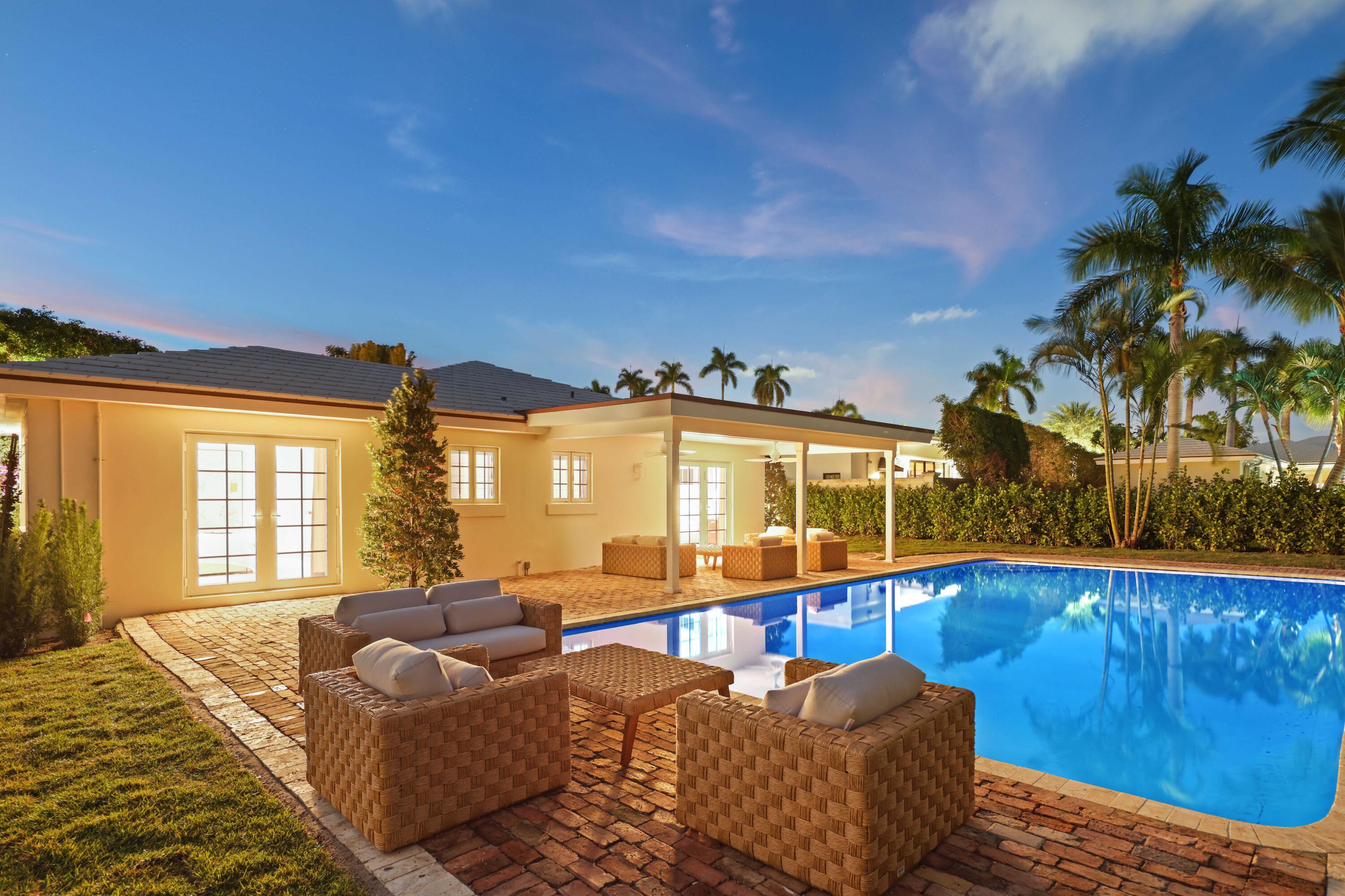 257 Via Linda Palm Beach, FL 33480