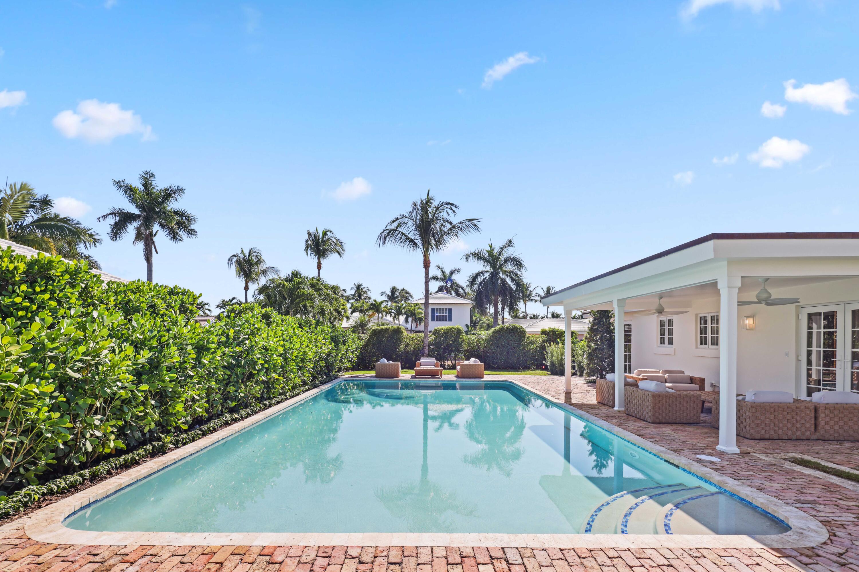 257 Via Linda Palm Beach, FL 33480