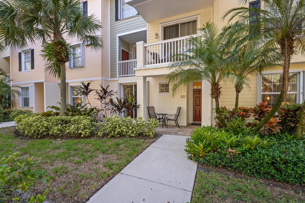 125 Galicia Way #102 Jupiter, FL 33458